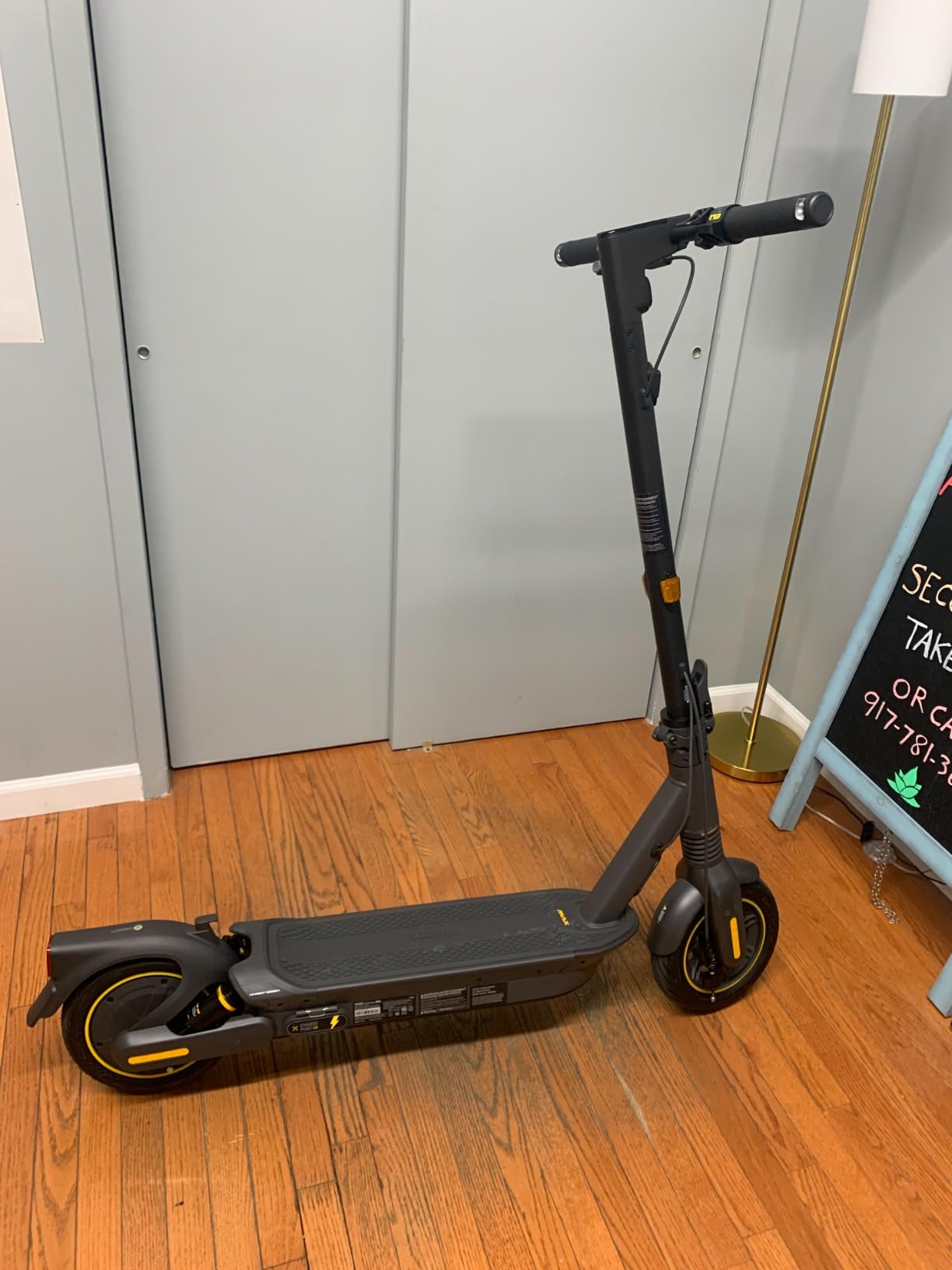 Segway Ninebot MAX Series Electric Scooter, Up to 22-28 MPH, Long Range, Dual Suspension & Braking System, Fast Charging, UL-2272 2271 Certified (G2/G3) customer photo 2