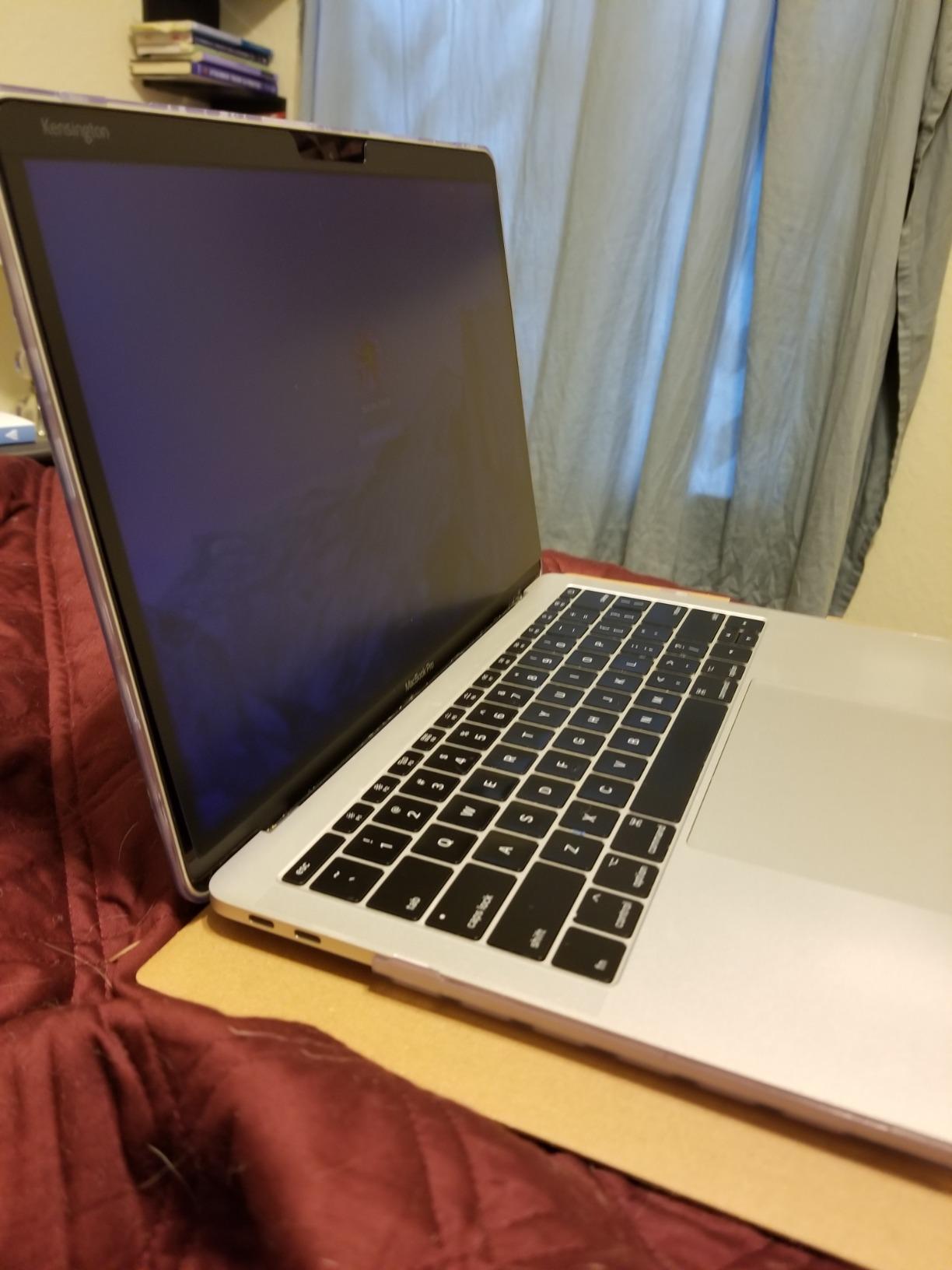 Kensington MagPro Magnetic Laptop Privacy Screen 14 inch, Removable 16:10 Laptop Privacy Filter, Anti-Glare, Blue Ray Reduction customer photo 2