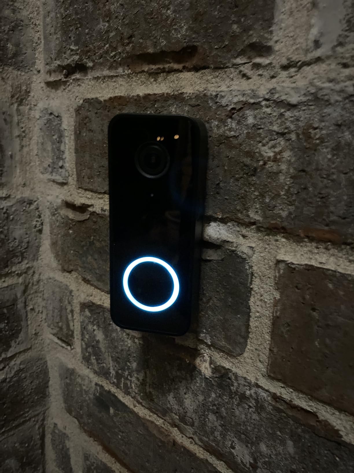 Wyze Video Doorbell Wired v2 (existing doorbell Wiring Required), 2K Security Video Doorbell, Color Night Vision, 2-Way Audio, Package Monitor, Works with Alexa & Google Assistant customer photo 2