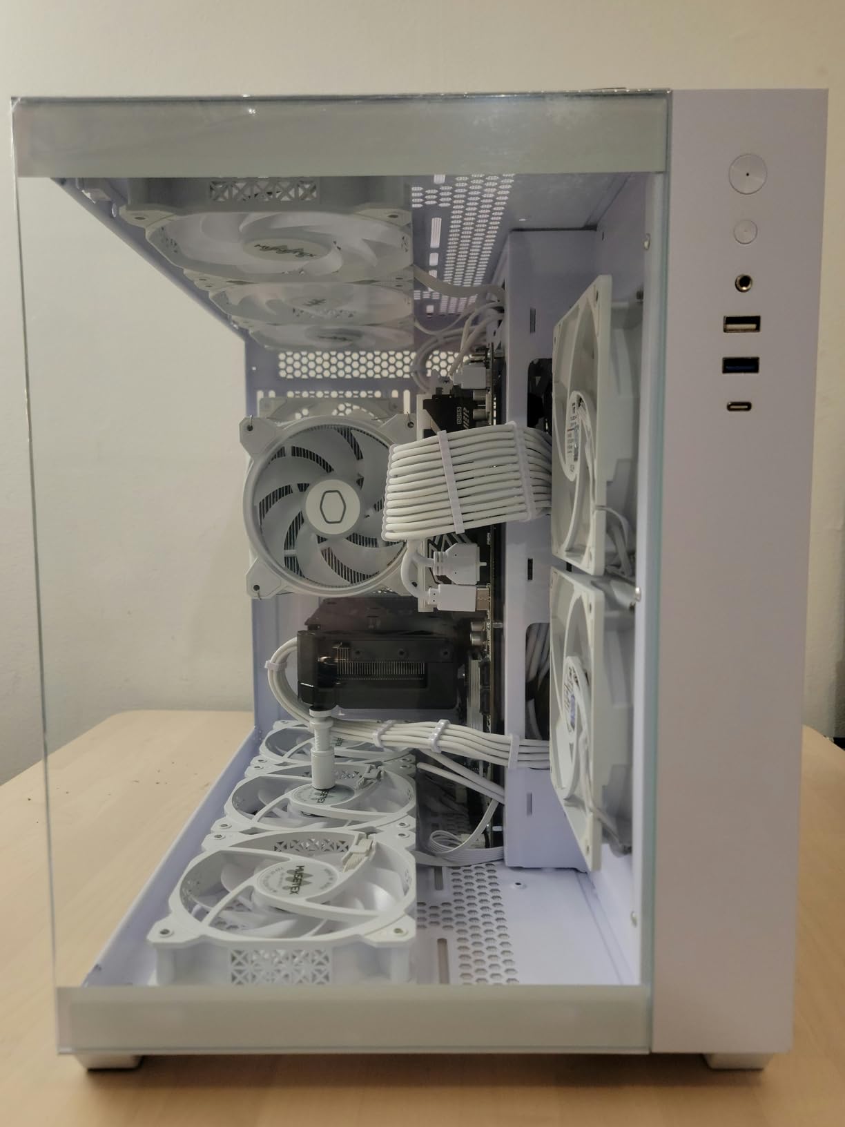 MUSETEX ATX PC Case, 6 PWM ARGB Fans Pre-Installed, 360MM RAD Support, Type-C Gaming PC Case, 270° Full View Tempered Glass Mid Tower, Pure White ATX Computer Case,Y6 customer photo 1