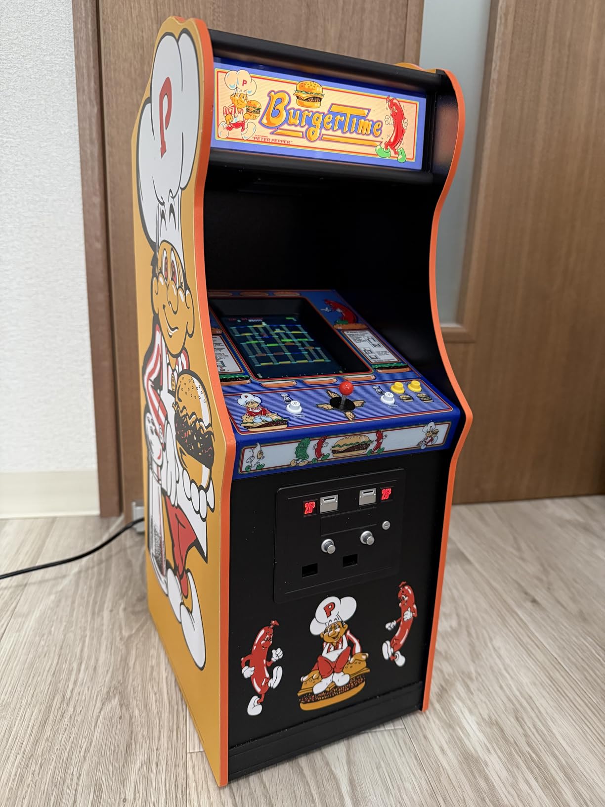 Numskull Quarter Arcades TMNT Turtles in Time Collector's Edition Mini Arcade - 1/4 Scale Authentic Wooden Replica customer photo 2