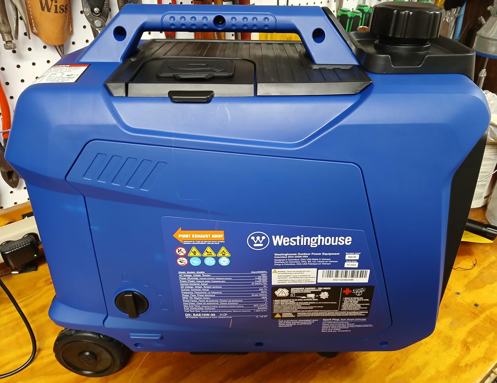 Westinghouse 2550 Peak Watt Super Quiet & Lightweight Portable Inverter Generator, RV Ready 30A Outlet, Gas and Propane Powered, CO Sensor customer photo 1