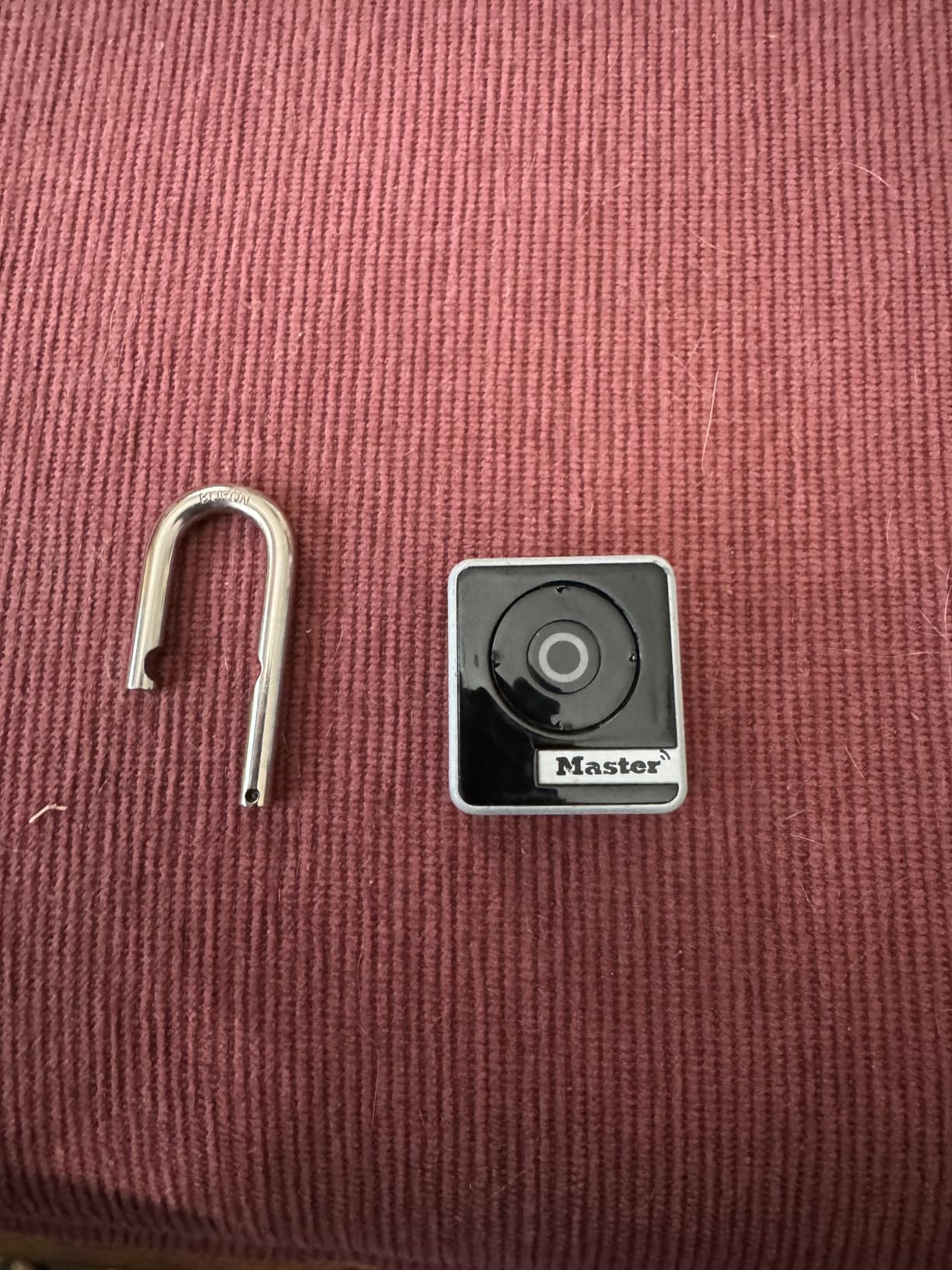 Master Lock Black Outdoor Bluetooth Smart Padlock with Keypad, Smart Locks for Tools, Gates, Sheds, 2-7/32 inches Wide, 4401LHEC customer photo 2