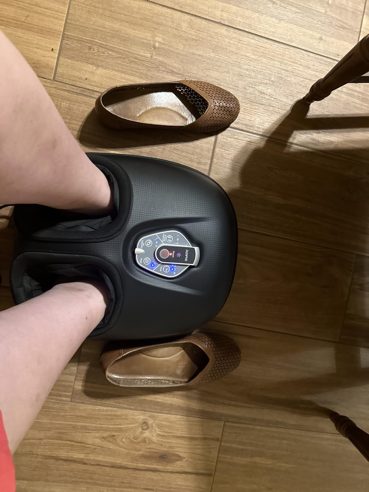 RENPHO Foot Massager Machine with Heat [2026 Upgraded], Mothers Day Gifts for Mom, Shiatsu Foot Massager for Plantar Fasciitis, Cordless Control, FSA Eligible HSA Store Eligible Massager, Black customer photo 1