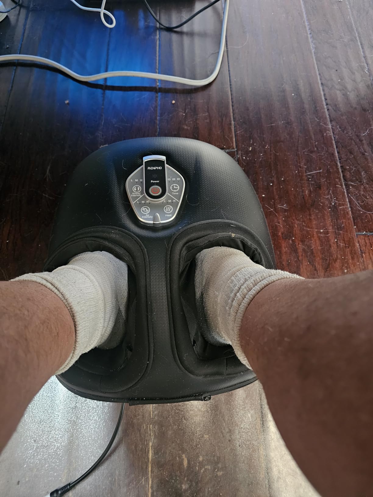 RENPHO Foot Massager Machine with Heat [2026 Upgraded], Mothers Day Gifts for Mom, Shiatsu Foot Massager for Plantar Fasciitis, Cordless Control, FSA Eligible HSA Store Eligible Massager, Black customer photo 2