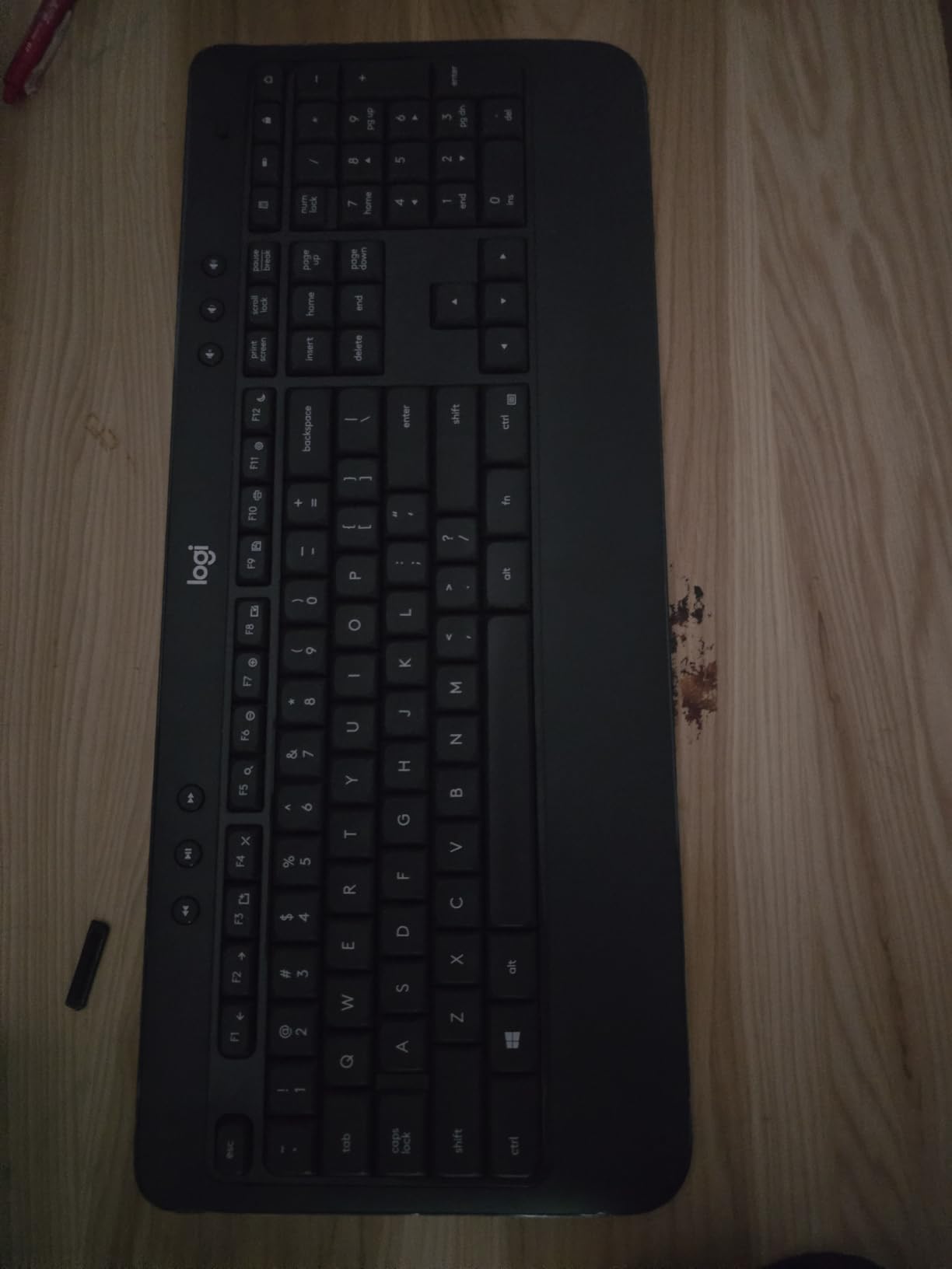 Logitech MK540 Advanced Wireless Keyboard and Mouse Combo for Windows, 2.4 GHz Unifying USB-Receiver, Multimedia Hotkeys, 3-Year Battery Life, for PC, Laptop customer photo 2
