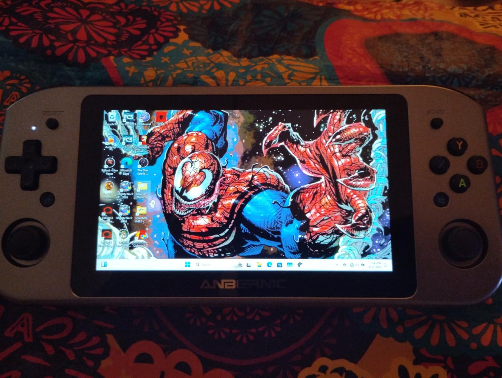 WIN600 Handheld PC Game Console 5.94 Inch IPS Touch Screen Preset Windows10 Home Edition System 256GB M.2 SSD (Black) customer photo 1