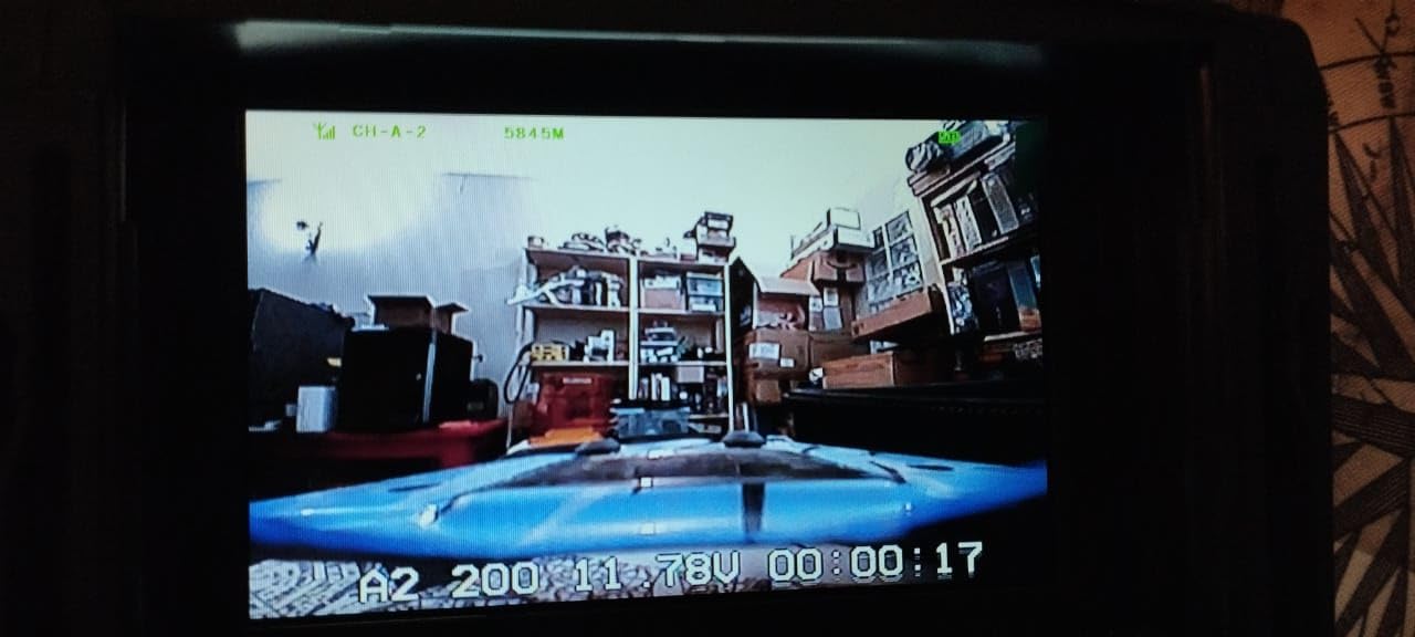 EV800D FPV Goggles with DVR - 5.8G 40CH 5 Inch Screen Build in Antenna Battery for Analog FPV Camera and Transmitter FPV Drone RC Car Airplane Hobby by Speedybee customer photo 2