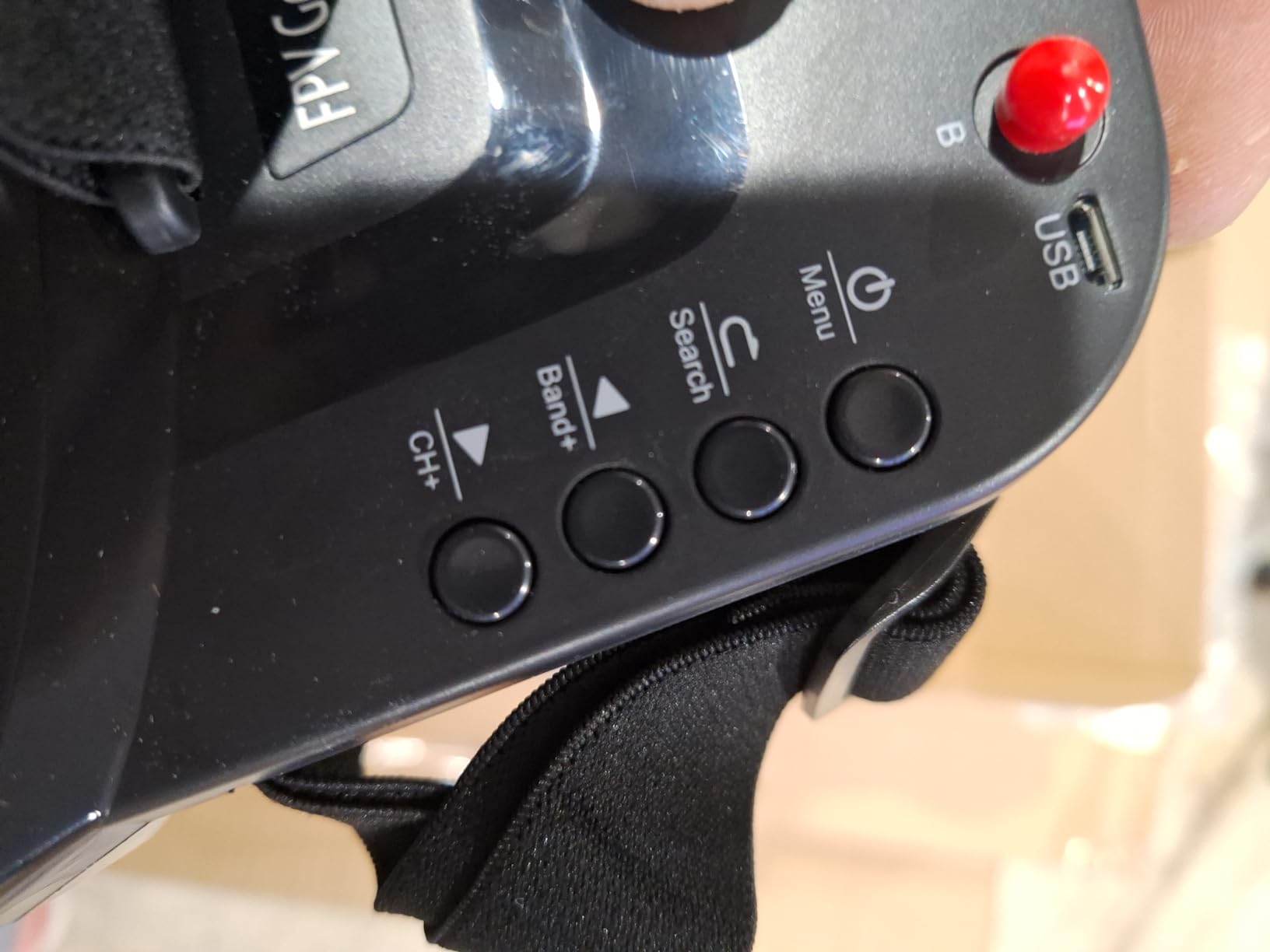 5.8G FPV Goggles with Antennas: 3 Inch Screen 5.8G 40CH Build in Battery Video Headset for Analog FPV camera and Transmitter FPV Drone RC Car Airplane RC Hobbies by Speedybee customer photo 2