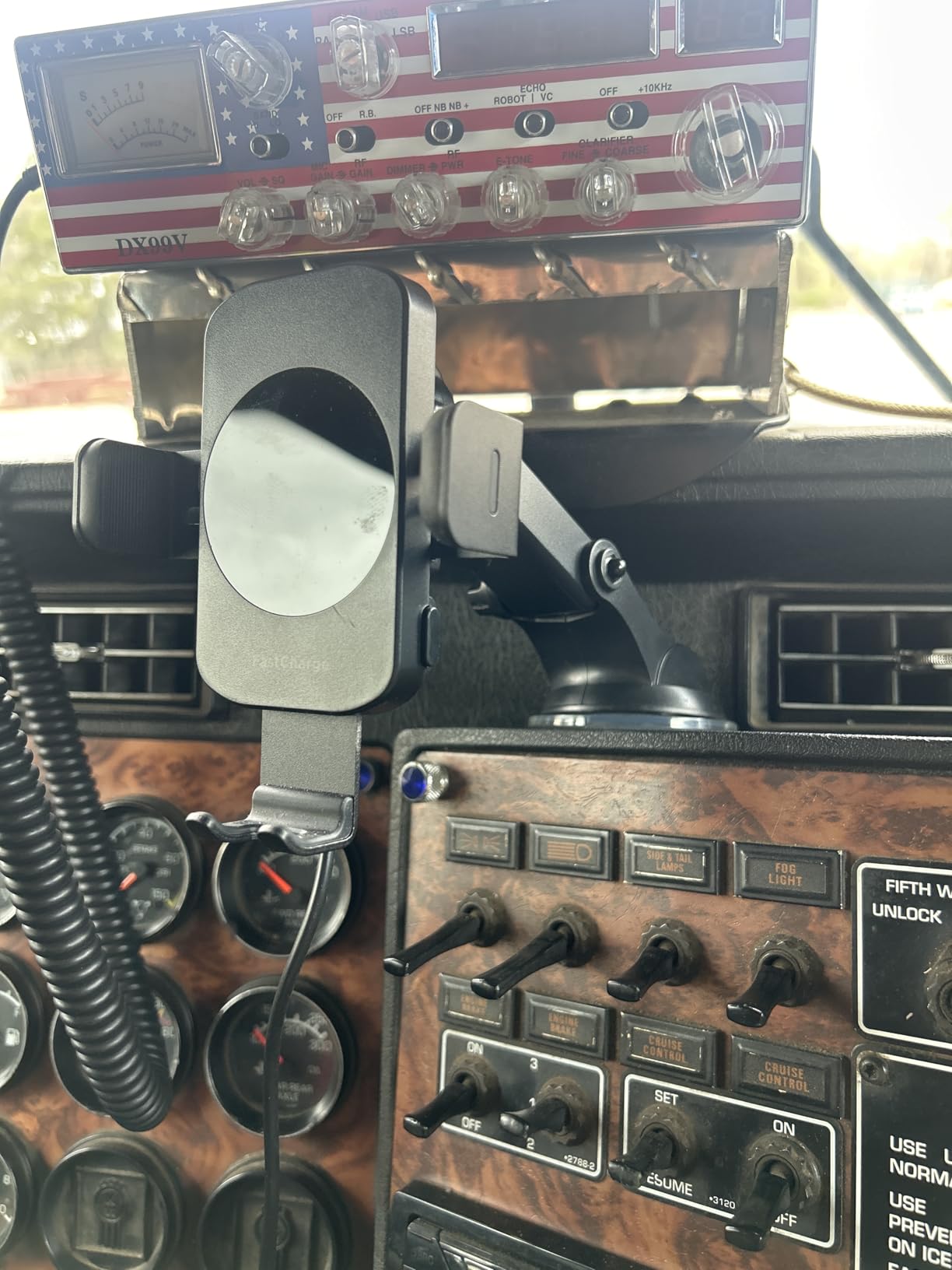 Wireless Car Charger, Fast Charging Phone Holder 3 in 1 Phone Mount Auto Clamping Car Accessories Compatible with iPhone 17 16 15 14 13 12 11 Xs XR, Samsung S23 Ultra S22 S21 S20/S10+ S9+ Note 9 customer photo 1