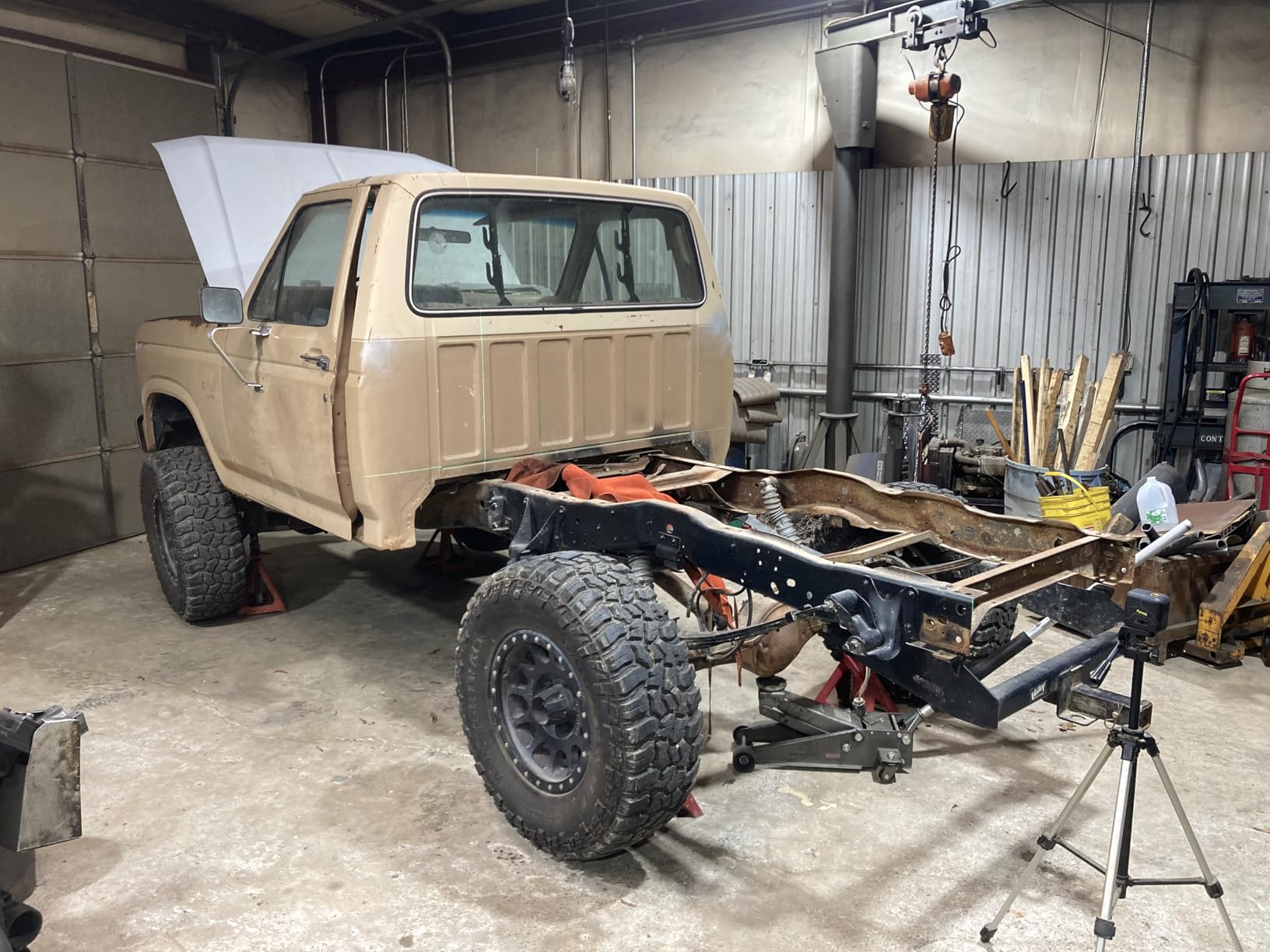 Fanttik D2 Pocket Green Laser Level, 100 ft Self-Leveling Cross Line Laser, Type-C Rechargeable, Rotatable 360 Degree, Pulse Mode, Magnetic Bracket, Carrying Pouch, for Picture Hanging and Home DIY customer photo 2