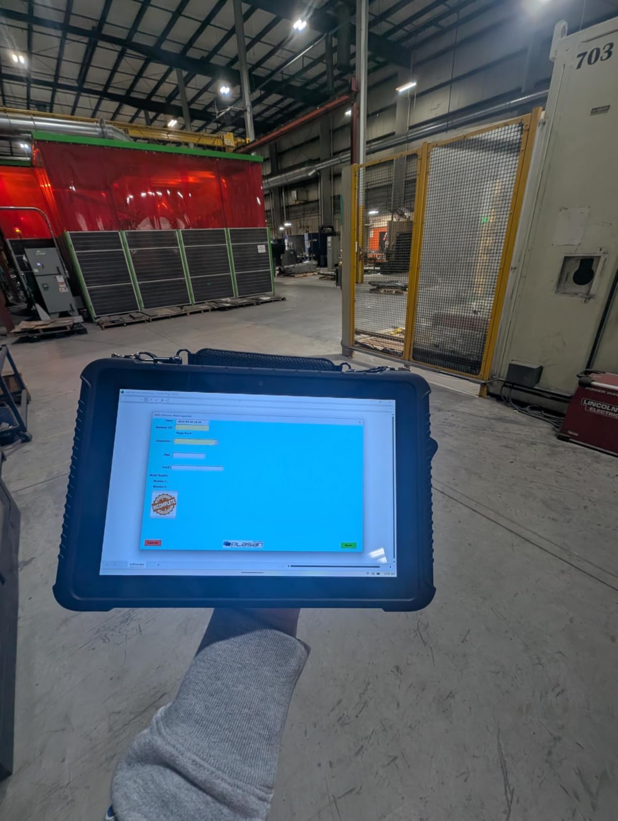 MUNBYN Rugged Tablet IRT08, 10.1 inch Windows Tablet, Windows 11 Pro, 8GB+128GB, Intel N5100, Sunlight Readable, 4G LTE GPS Heavy Duty Industrial Outdoor Work PC customer photo 2