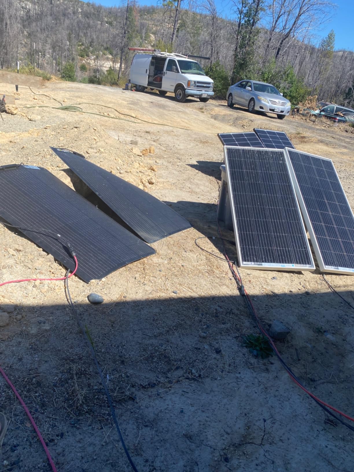 BougeRV Arch 100 Watt Fiberglass Flexible Solar Panel 23% High-Efficiency, 270° Lightweight Portable Bendable 12 Volts 10BB Mono Cell for RV Camping Home Boat Marine Curve Surface Black customer photo 2