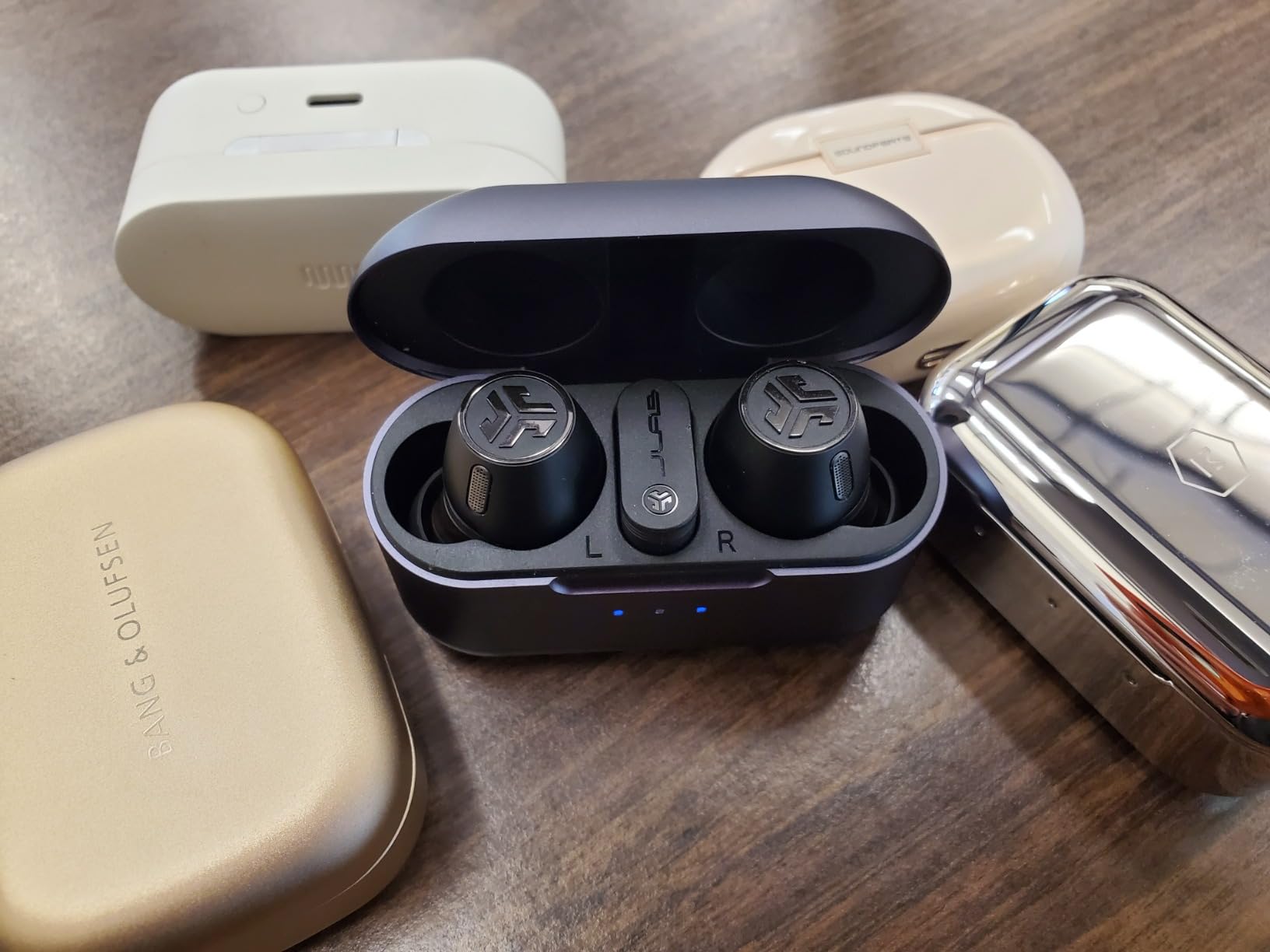 JLab Epic Lab Edition True Wireless Earbuds, Hybrid Dual Drivers, Spatial Audio, Multipoint BT, Wireless or USB-C Charging, Wear Detect Auto Play/Pause, Google Fast Pair customer photo 2