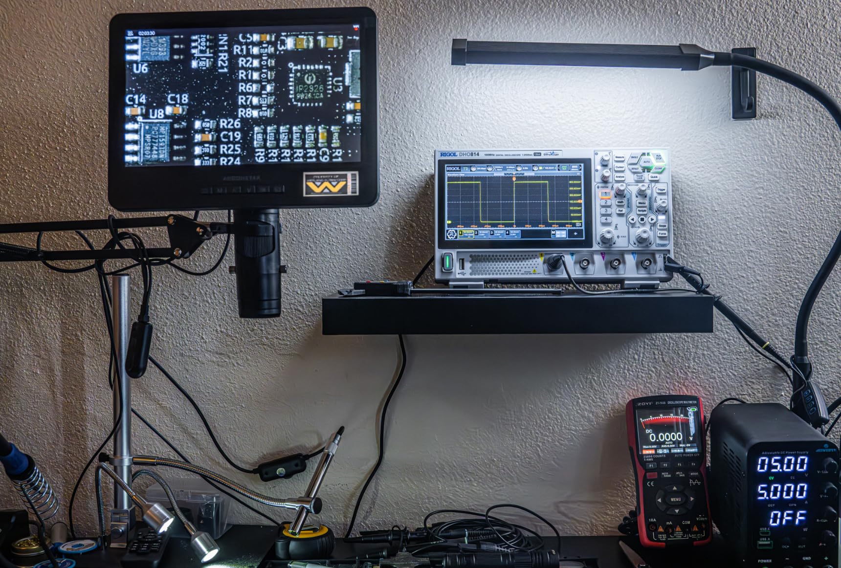 RIGOL Digital Oscilloscope DHO802 70 MHz 2-Ch 1.25 GSa/s 12-bit 25 Mpts customer photo 1