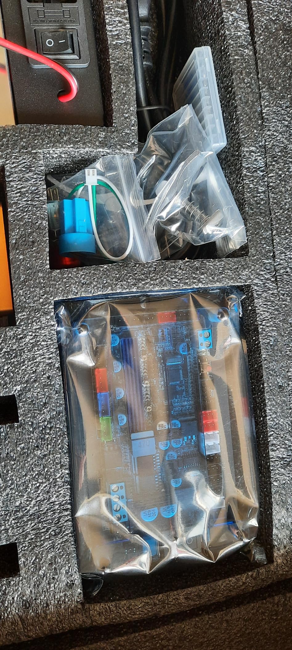 Lunyee 3018 Pro Ultra CNC Machine 500W All-Metal CNC Router Machine, Upgraded 3 Axis Engraver Machine Limit Switches & Emergency-Stop with GRBL Offline Control for Metal, Wood, Acrylic, PCB MDF customer photo 1