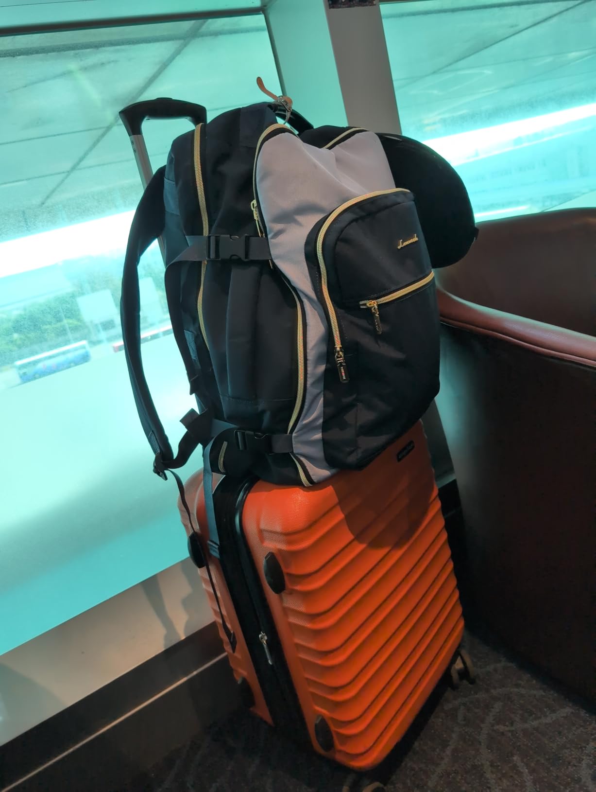 LOVEVOOK 40L Travel Backpack for Women & Men, Airline Approved Carry On Luggage with 3 Packing Cubes, TSA Overnight Bags, Waterproof Personal Item Bag, Weekender Essentials Backpacks fits 17