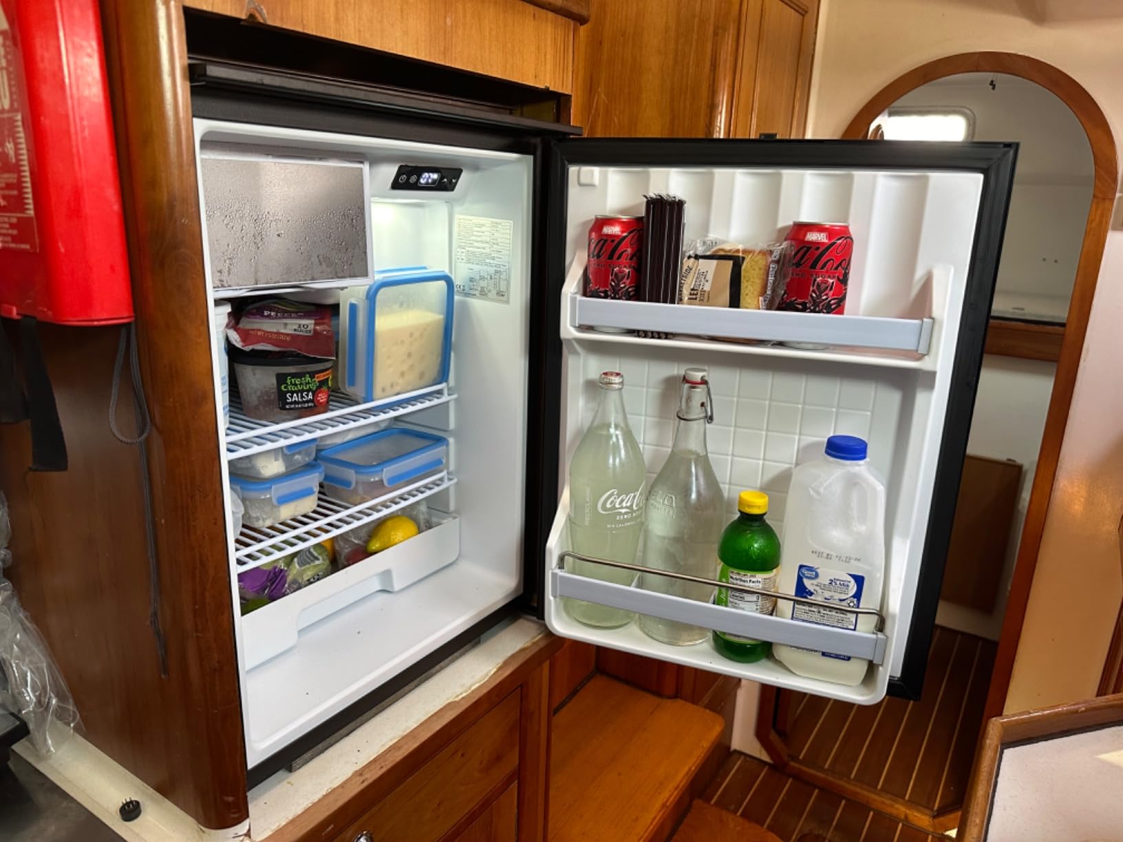 SMETA RV Refrigerator 12V/24V DC Fridge 3 cuft/85L 12 volt Refrigerator Undercounter Electric Cooler for RV Camping Truck Travel, Reversible Door, Seamless, LED customer photo 2