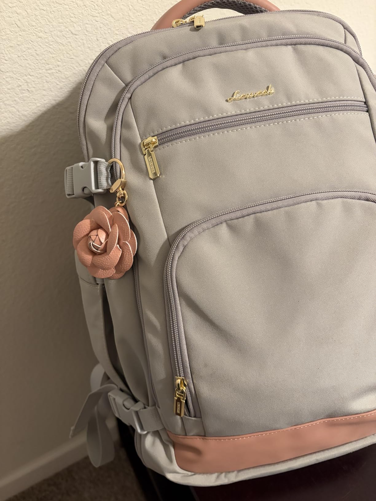 LOVEVOOK Travel Backpack For Women, 40L Carry On Backpack Flight Approved, TSA Personal Item Travel Bag Fits 17 Inch Laptop, Business Weekender Overnight Waterproof Daypack With 2 Cubes, Grey-Pink customer photo 1