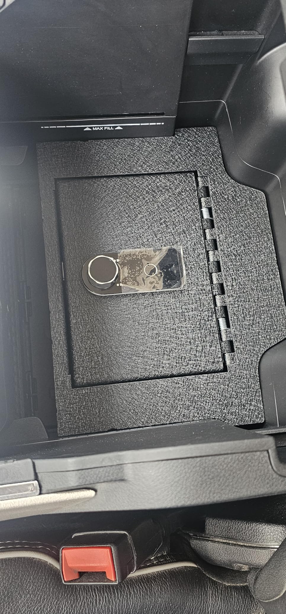 WASAI Center Console Safe Gun Vault for RAM 1500/2500/3500 LARAMIE/BIGHORN/POWERWAGON 2019-2026 - Fingerprint Lock customer photo 2
