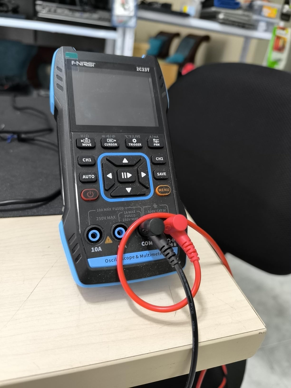 FNIRSI 2C23T 3 in 1 Handheld Oscilloscope Multimeter DDS Generator, 2 Channels, 10MHz Bandwidth, 50MSa/s Sampling Rate, 10000 Counts, Voltage, Current, Capacitor, Resistor, Diode Test customer photo 2