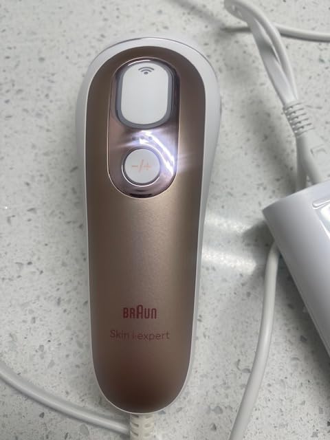 Braun Smart IPL, Skin iExpert Pro 7, VOGUE's Best Hair Removal Device, IPL Hair Removal for Women and Men, Permanent Laser Hair Reduction At-Home, World's 1st Smart App, 4 Heads, IPL7387 customer photo 1