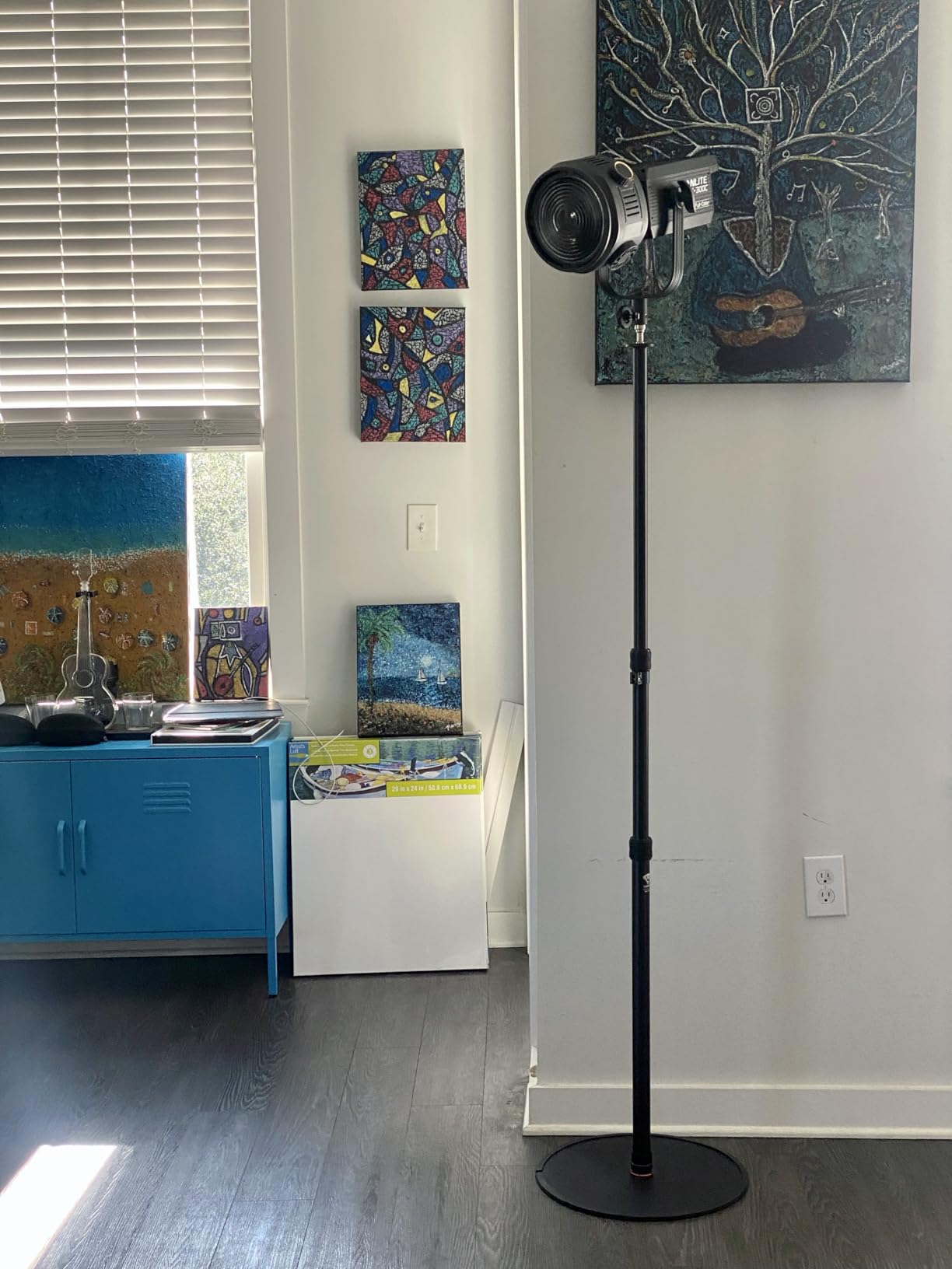 SmallRig RA-F150 Fresnel Lens with Bowens Mount for RC 120/220/350/450 and Other Continuous Lights customer photo 1