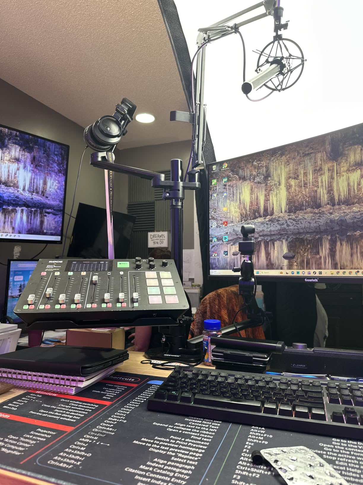 NEEWER Overhead Camera Stand Desk Mount Rig with 4 Boom Arms for Photography Video Light Ring Light Phone Mount Webcam Mic Compact DSLR for Live Streaming Broadcast Online Teaching Meeting, DS007 customer photo 1