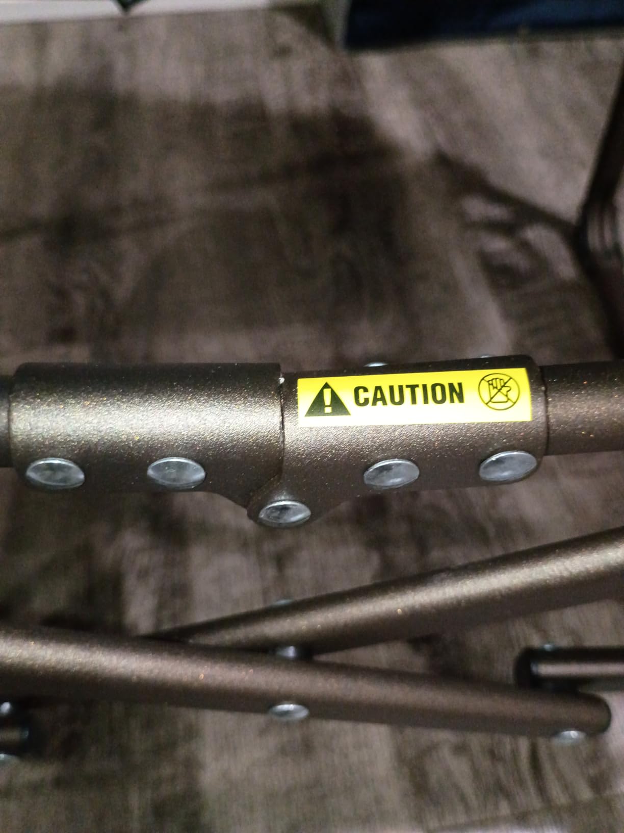 SUNNYFEEL Oversized Camping Directors Chair 500 LBS Heavy Duty, Portable Folding Chair with Side Table, Pocket for Beach, Fishing,Trip,Picnic,Lawn,Concert Outdoor Foldable Camp Chairs customer photo 2