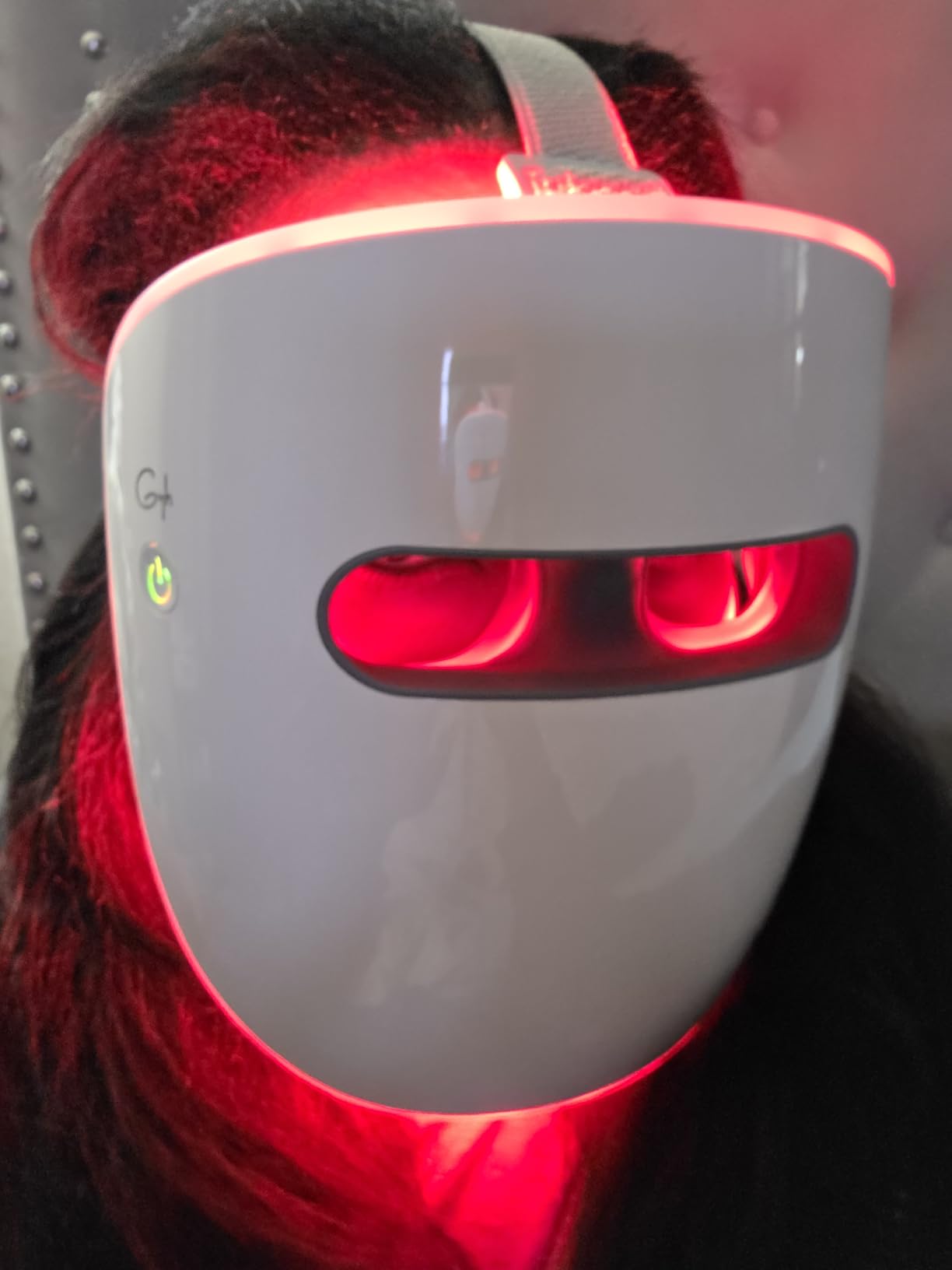 GYH 8-Color LED Face Mask Light Therapy, Red Light Therapy for Face, FSA/HSA Eligible, Wireless High Dose Green, Blue, Infrared Light customer photo 1