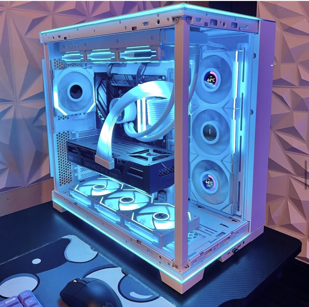 Lian Li O11D EVO RGB E-ATX Gaming Dual Chamber case - ARGB Lighting Strips - Up to 420mm Radiator - Cable Management - Front and Side Tempered Glass Panels - Reversible Chassis (O11DERGBW.US) customer photo 2