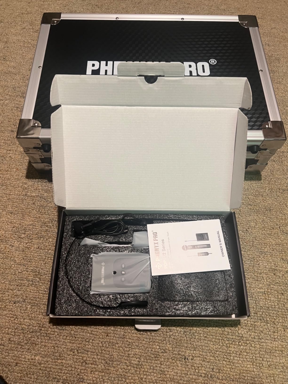 Phenyx Pro Single Digital Wireless Microphone System, w/Mini Receiver, Bodypack Transmitter,15 Channels in 900MHz UHF Band, Headset/Lapel Microphone for Karaoke, Singer, Church, Wedding (PDP-1-1B) customer photo 1