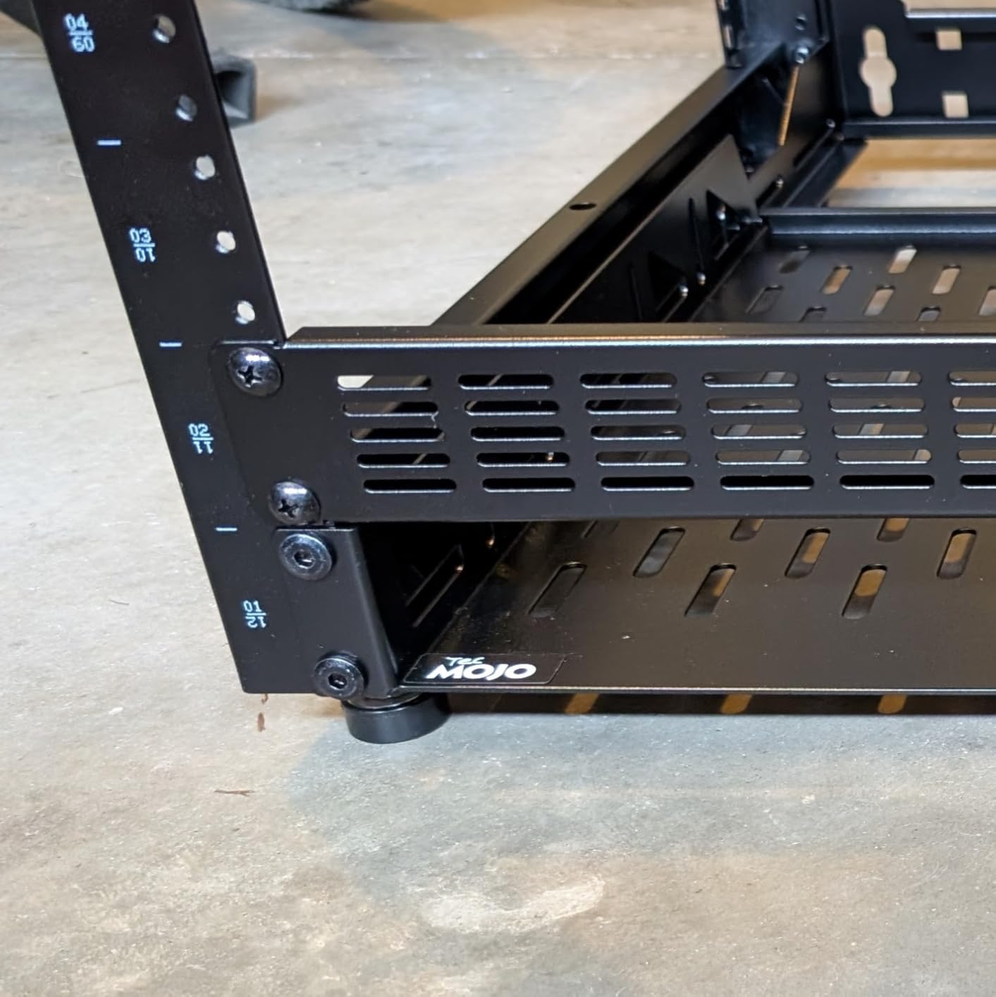 Tecmojo 12U Open Frame Network Rack for IT & AV Gear, AV Rack Floor Standing or Wall Mounted, with 2 PCS 1U Rack Shelves & Mounting Hardware customer photo 1