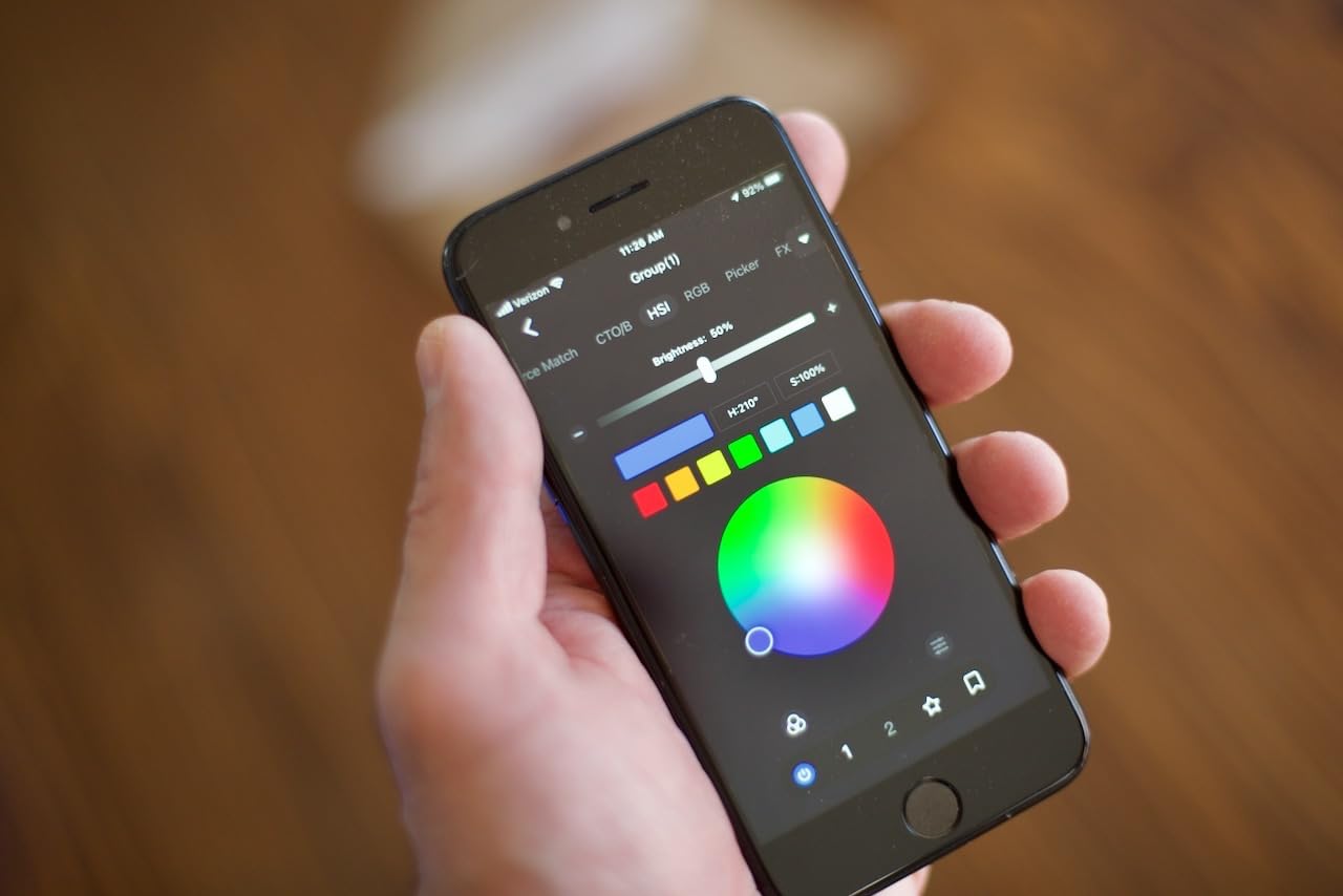 NEEWER RGB62 Magnetic RGB Video Light with APP Control, 2 Pack 360° Full Color LED Camera Light with 3 Cold Shoes CRI97+ 2500K-8500K 17 Scenes 2000mAh Rechargeable Portable Photography Selfie Lighting customer photo 1