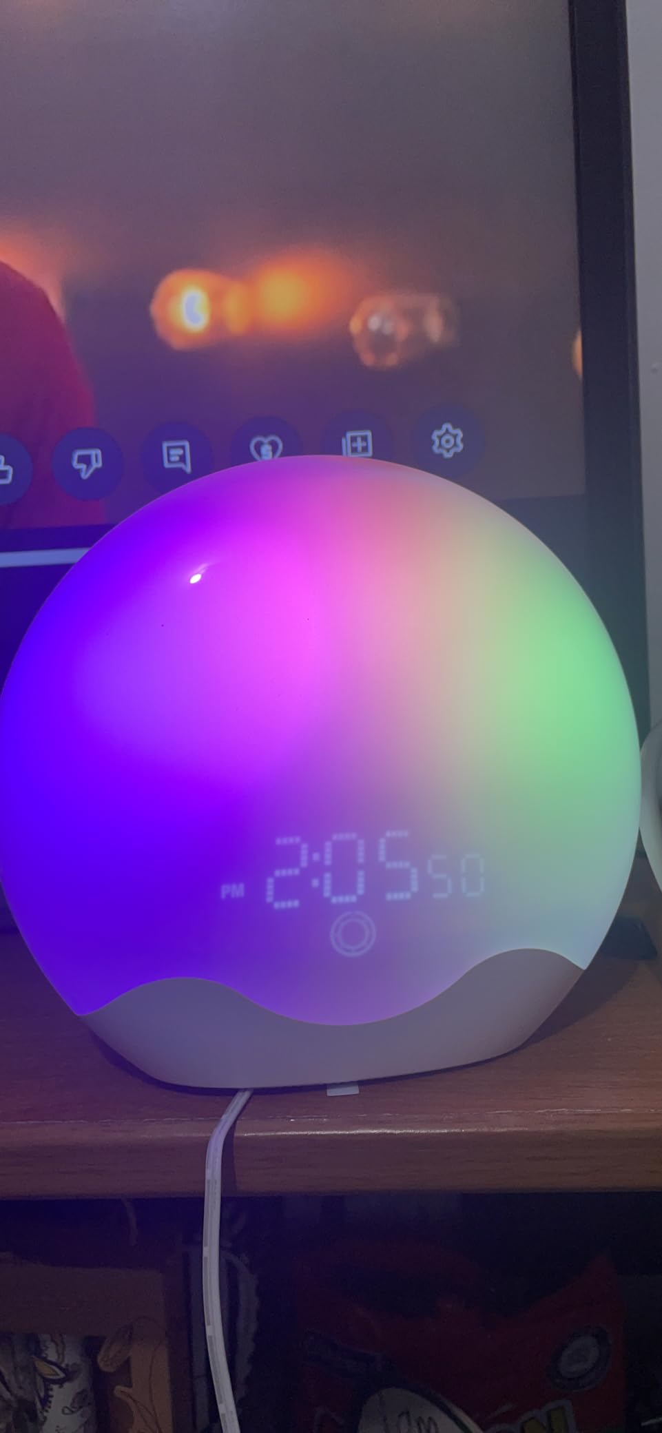 Wake Up Light, Sunrise Alarm Clock with 10,000 Lux Therapy Light, White Noise Sound Machine with Sleep Aid, 11 Atmosphere Lights, Dual Alarm & Snooze Function customer photo 1