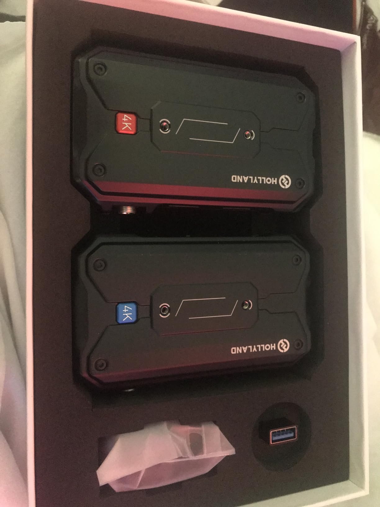 Hollyland Pyro H Wireless HDMI Video Transmission System, Dual-Band 4K30/1080p60 1300ft Range 60ms Latency, Up to 4 Receiver, Smart Channel Scan, UVC Live Stream customer photo 1