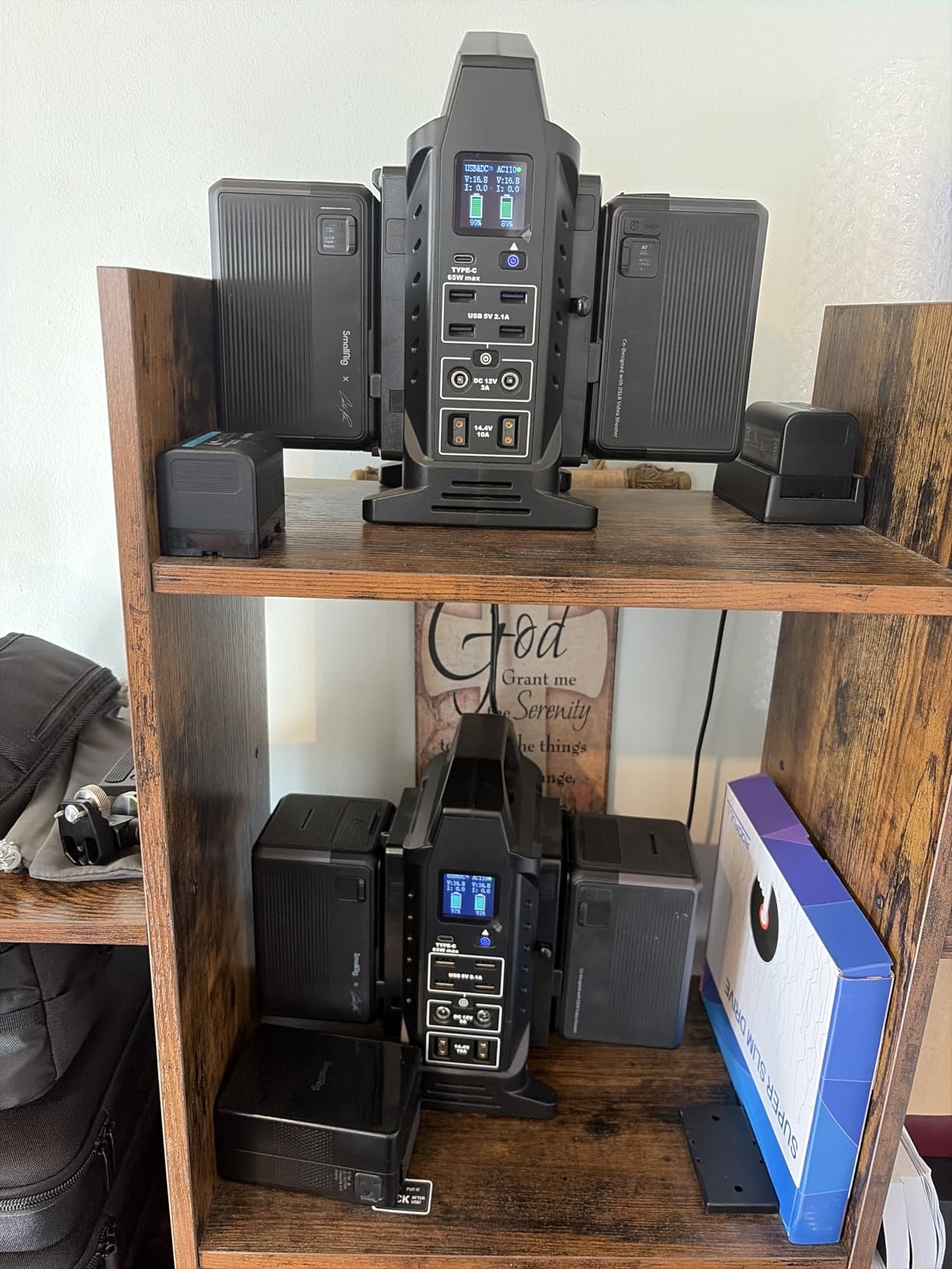 SMALLRIG V Mount Battery VB212, 212Wh / 14400mAh V Mount Battery with 140W Output, 2H Full Charge, with Dual USB-C, D-TAP, DC Port, Smart Digital Display for Video Light, Camera, Camcorder, Monitor customer photo 2