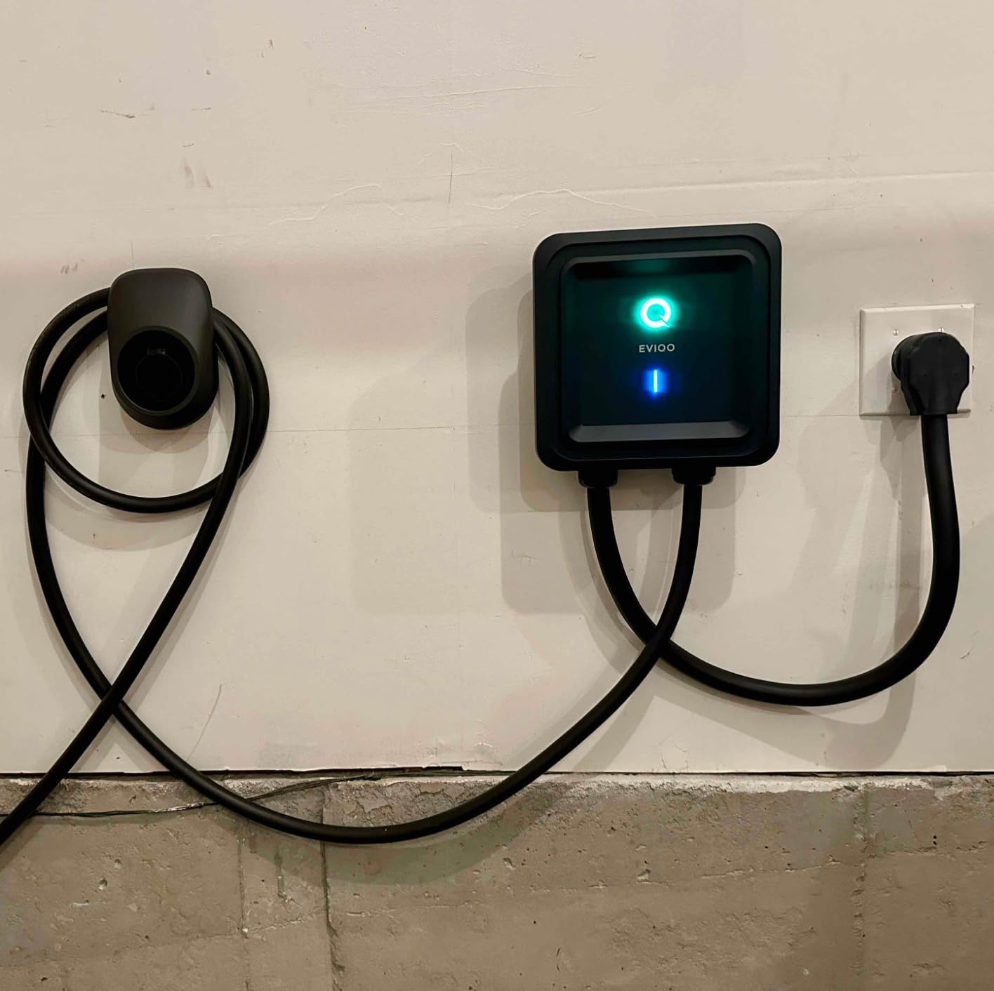 EVIQO Level 2 EV Charger, 40-48 Amp, J1772 for Non-Tesla EVs, 25ft Cable, WiFi (2.4GHz) Smart App, Weatherproof Indoor/Outdoor (IP66, NEMA 4), UL & ETL Certified, Hardwired 240V, 11.5kW customer photo 2