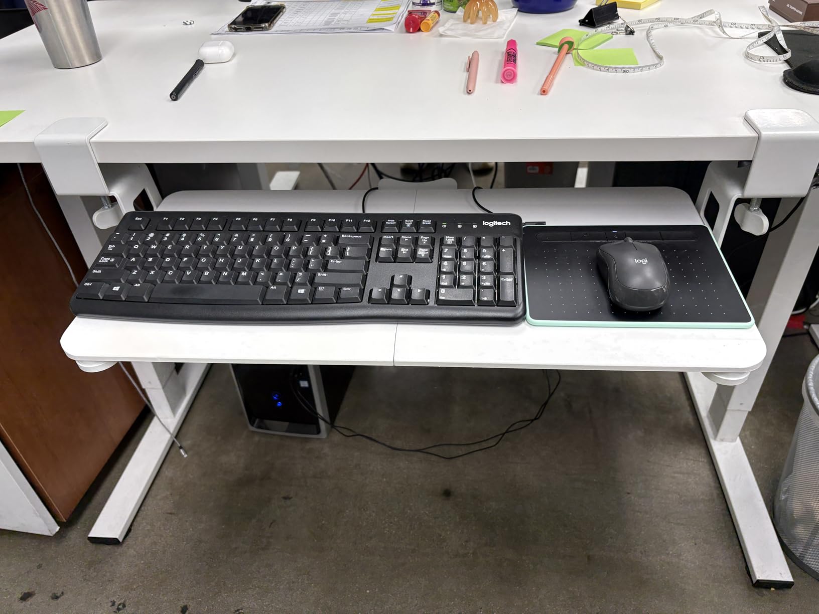 BONTEC KMT01 Under Desk Keyboard Tray, Pull-Out Keyboard & Mouse Platform with C-Clamp, 25.6 x 11.8 in Space-Saving Ergonomic Slide-Out Drawer, Black customer photo 1