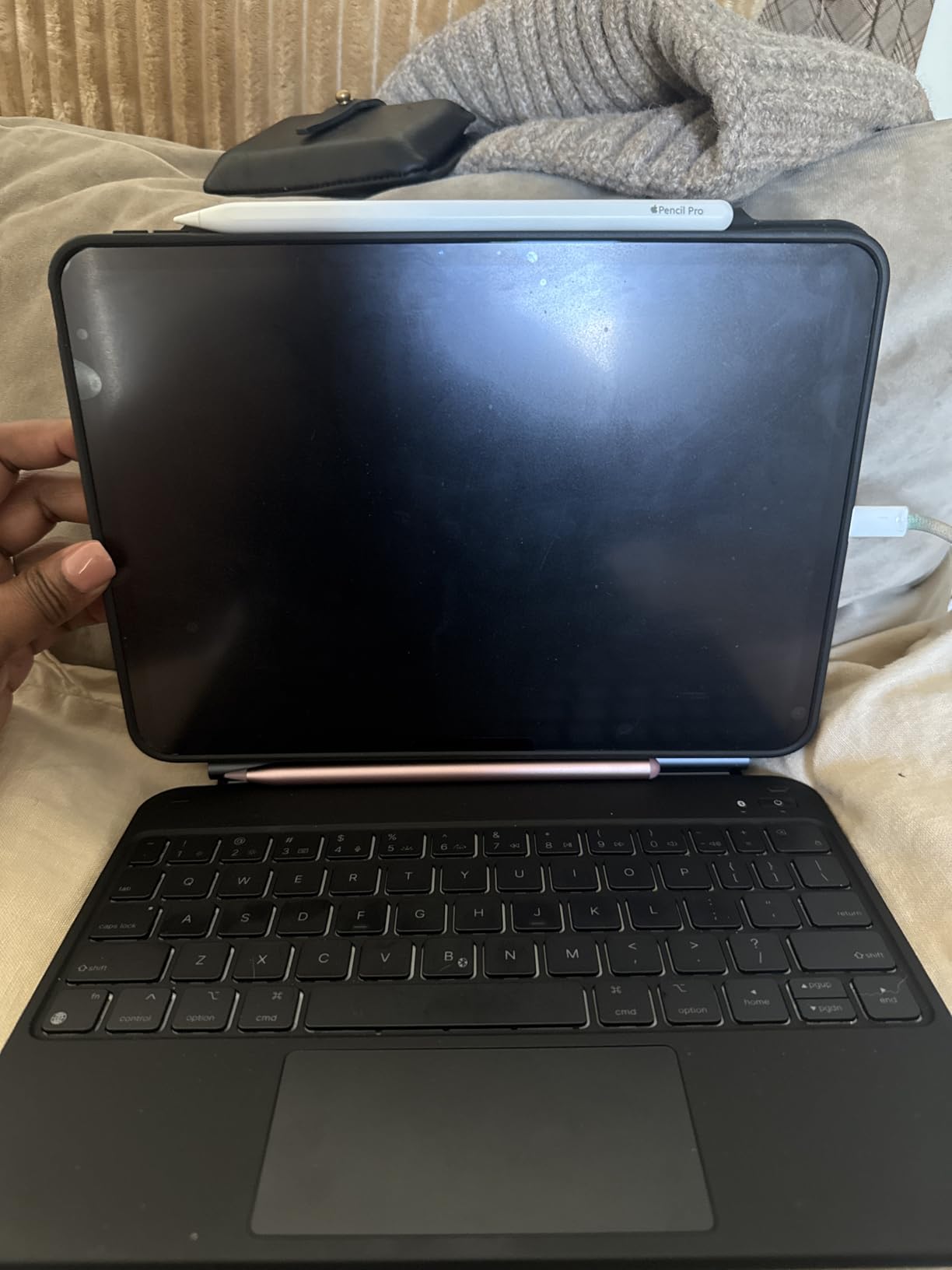 iPad Pro 11-Inch (M4): Built for Apple Intelligence, Ultra Retina XDR Display, 512GB, 12MP Front/Back Camera, LiDAR Scanner, Wi-Fi 6E + 5G Cellular customer photo 1