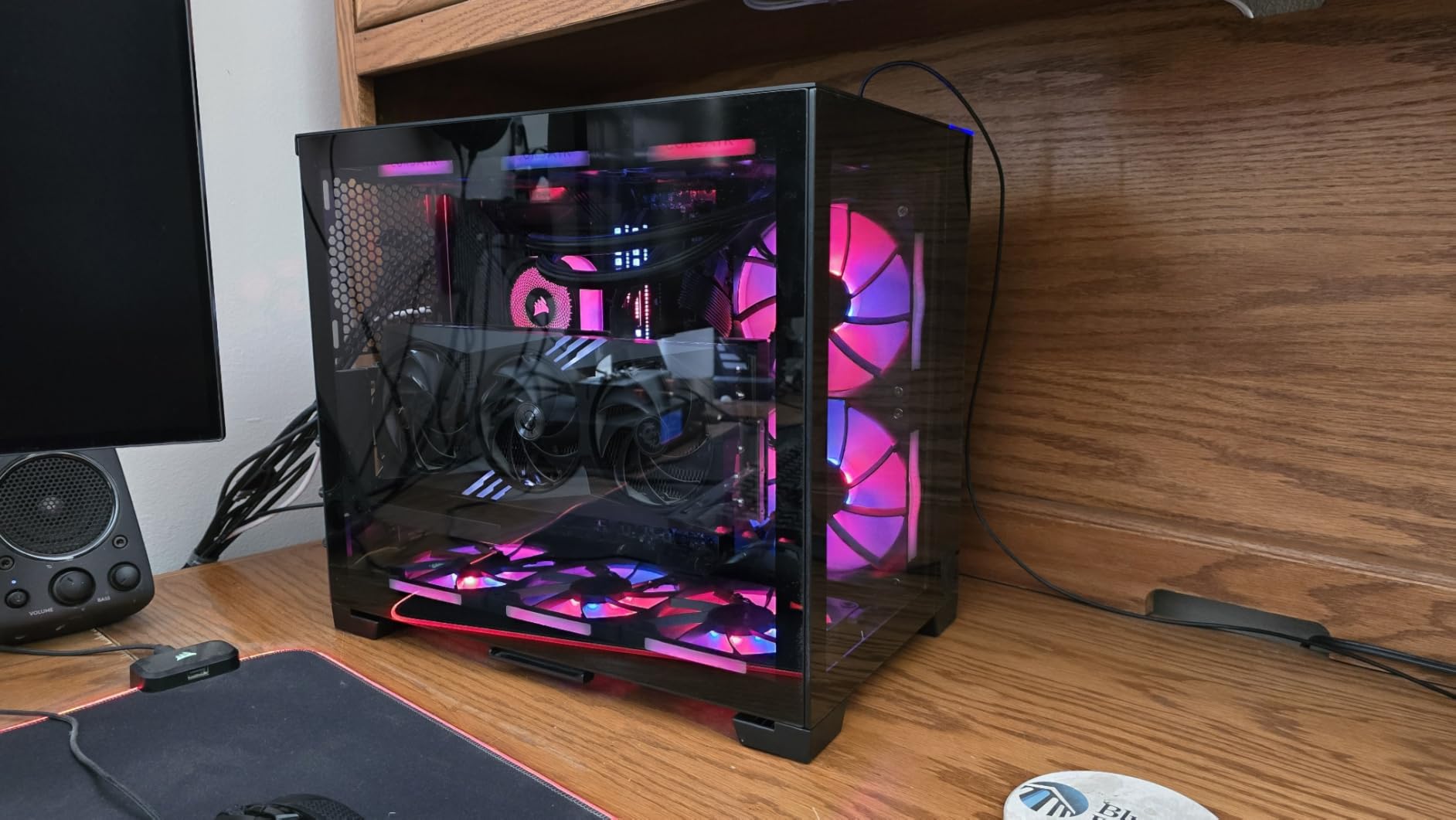 CORSAIR SF850 (2024) Fully Modular SFX Low Noise 80 Plus Platinum Power Supply - ATX 3.1 Compliant - PCIe 5.1 Ready - Small Form Factor - SFX-to-ATX Bracket Included - Black customer photo 1