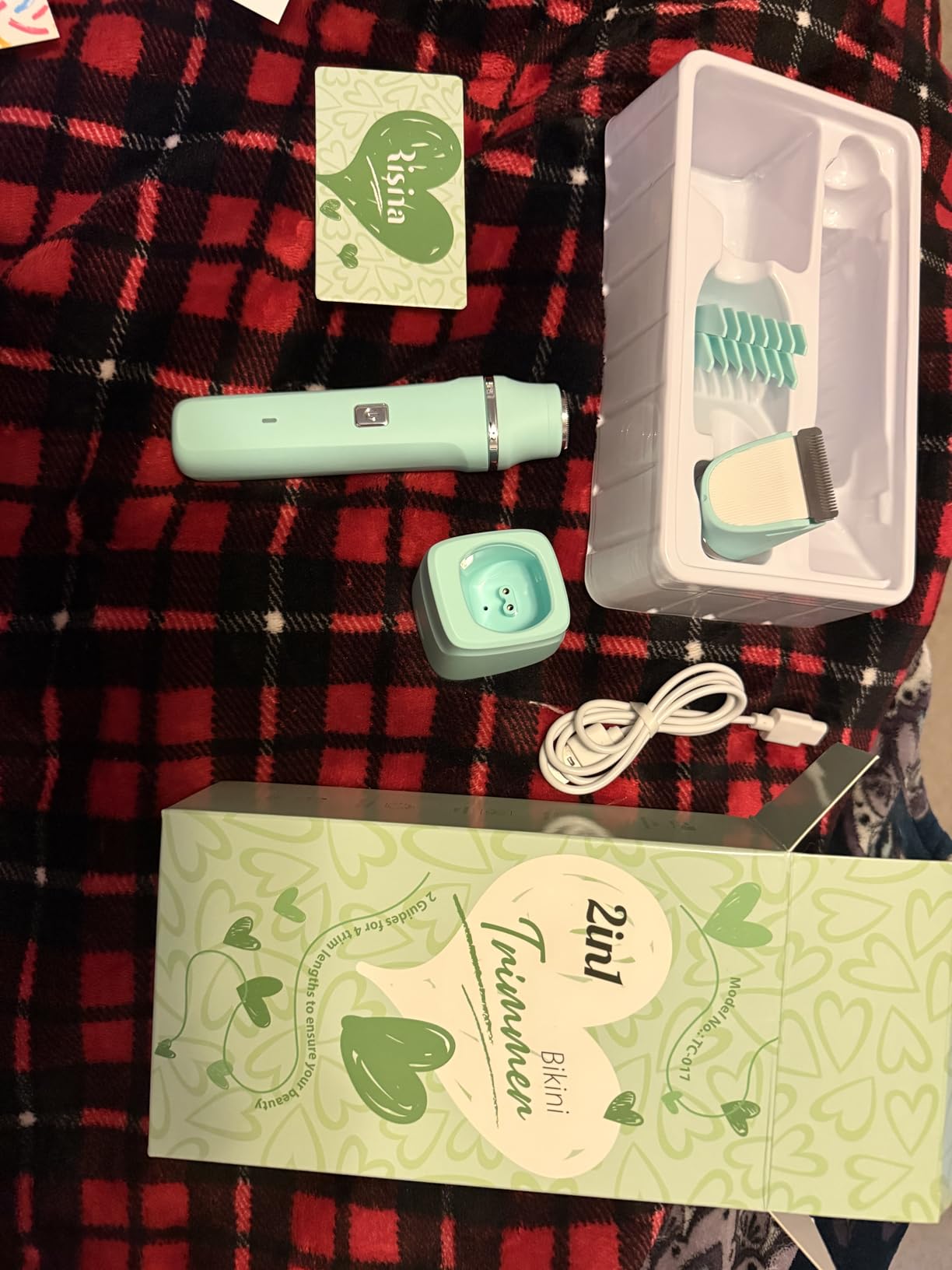 Bikini Trimmer for Women - Painless Electric Razors for Silk Skin, Cordless Body Shaver for Trip, Replaceable Lady Facial Razor, IPX7 Waterproof & Easy Cleaning, Ceramic Blade, Gifts for Women customer photo 2
