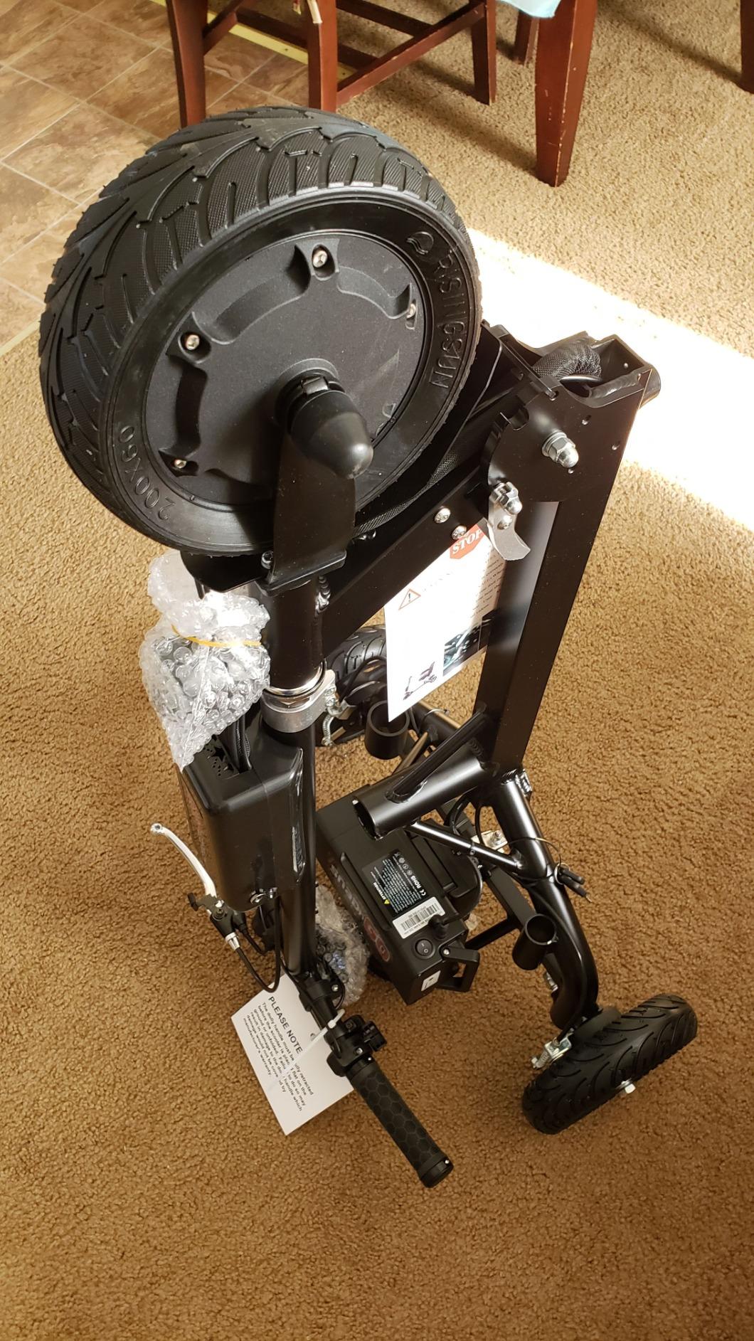 SNAPnGO Three Wheel Portable Mobility Scooter for Adults - Aircraft-Grade Aluminum, Top Speeds of 5 mph & 13-Mile Range - Folding & Foldable Scooter - Airline Approved Electric Sit Down Scooter customer photo 2