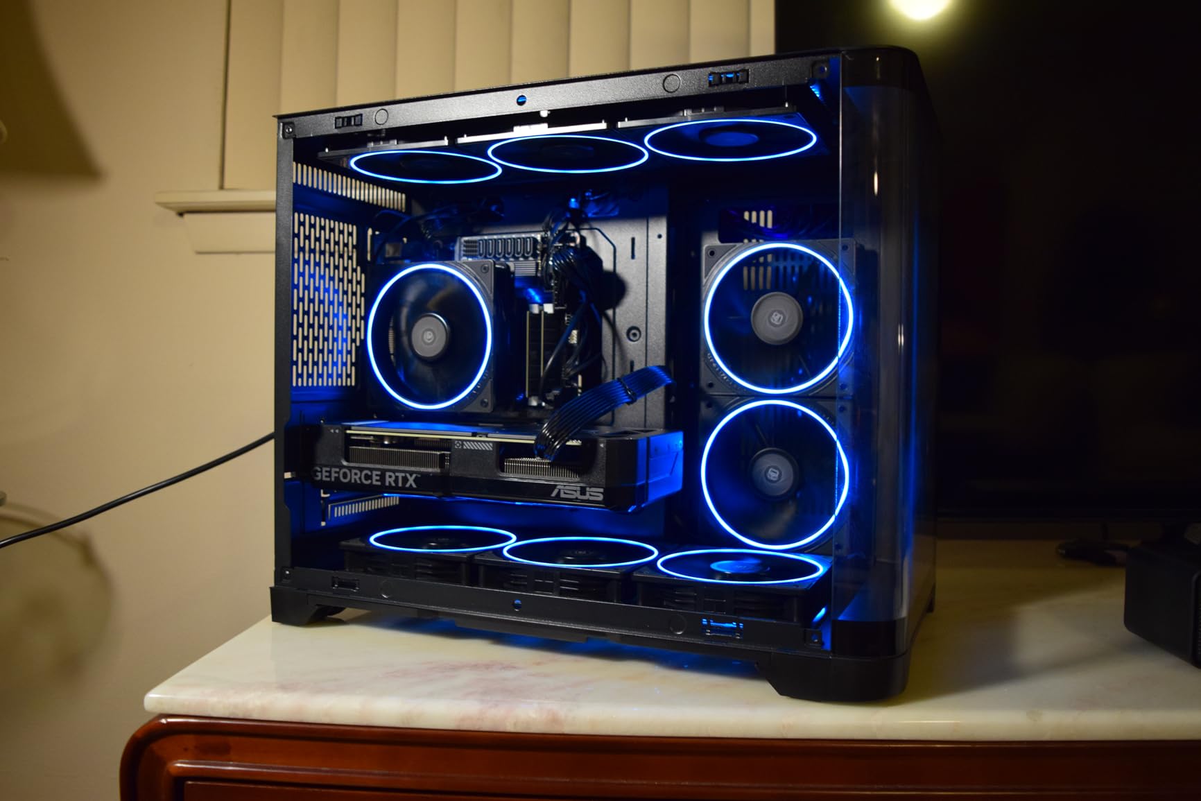 AsiaHorse Pegasus Micro ATX PC Case Dual Chamber 270 Degree Full View Tempered Glass Huge Space MATX Gaming PC Case-360mm Radiator, RTX 40 Compatible, High Airflow Full-Tower MATX Computer Cases-Black customer photo 2
