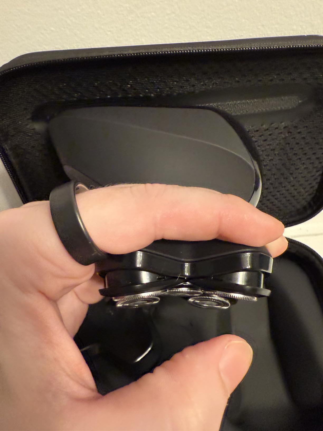 MANSCAPED The Dome Shaver PRO Head Shaver for Bald Men - Five Rotary Blade Design with SkinSafe & FlexAdjust Technology, Waterproof, USB-C & Wireless Charging Compatible with Travel Lock customer photo 2