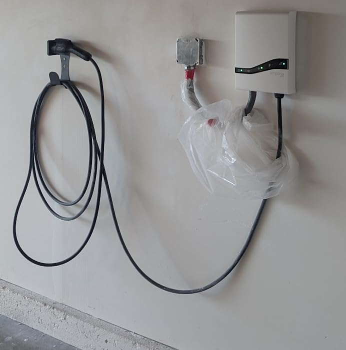 EMPORIA Pro Level 2 EV Charger with PowerSmart - 48 amp Fast EV Charger for Home with Hardwire and J1772 Connector - 240v Electric Vehicle Charging Station and 25' EV Charging Cable customer photo 2