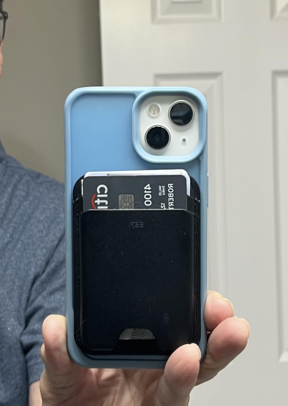 ESR for MagSafe Wallet, 5 Card Holder with RFID Blocking, MagSafe Sticker Included customer photo 2