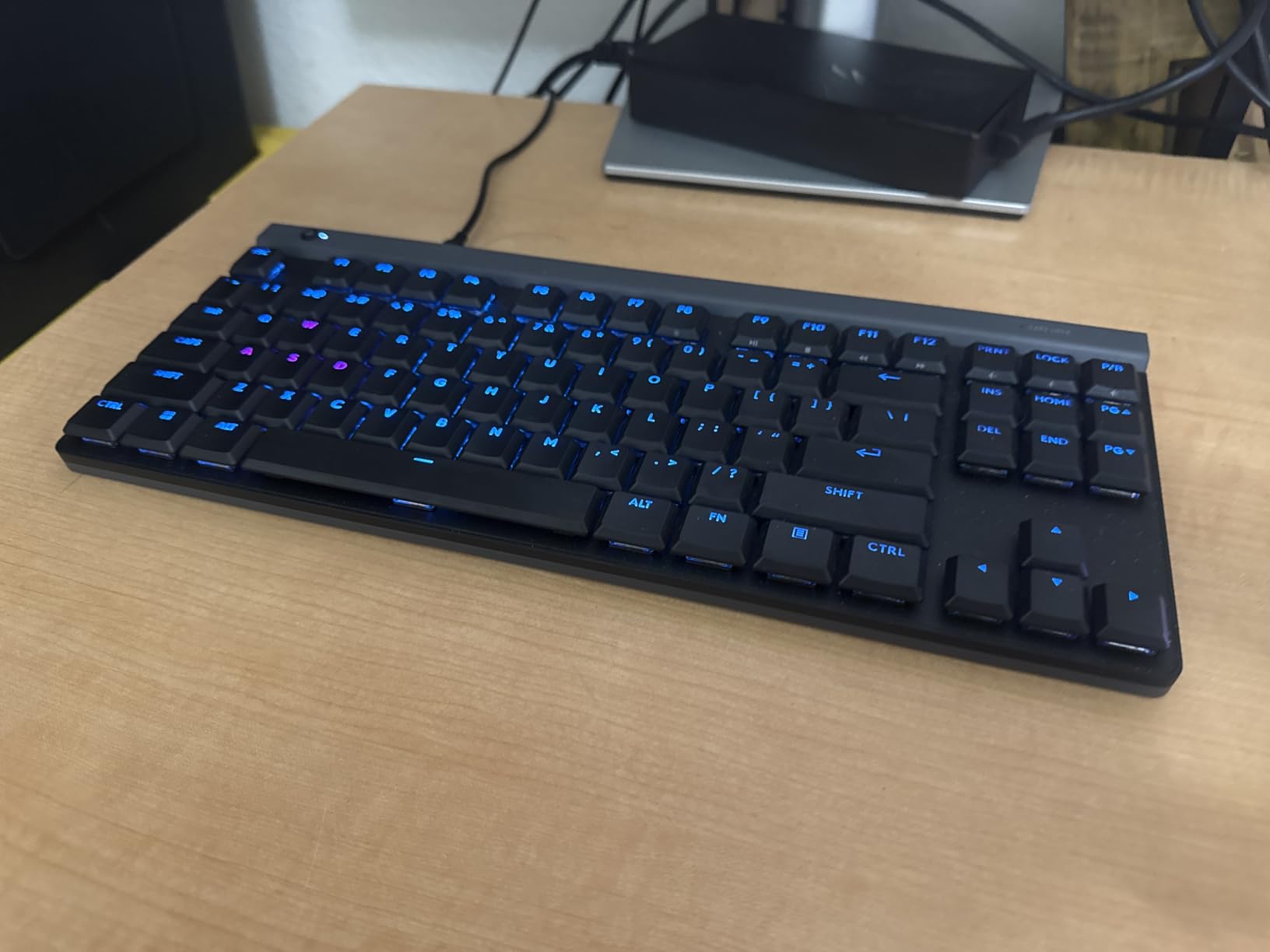 Logitech G515 TKL Wired Low Profile Gaming Keyboard, Fully Customizable RGB, Double-Shot PBT Keycaps, Tactile/Brown Switches - Black customer photo 2
