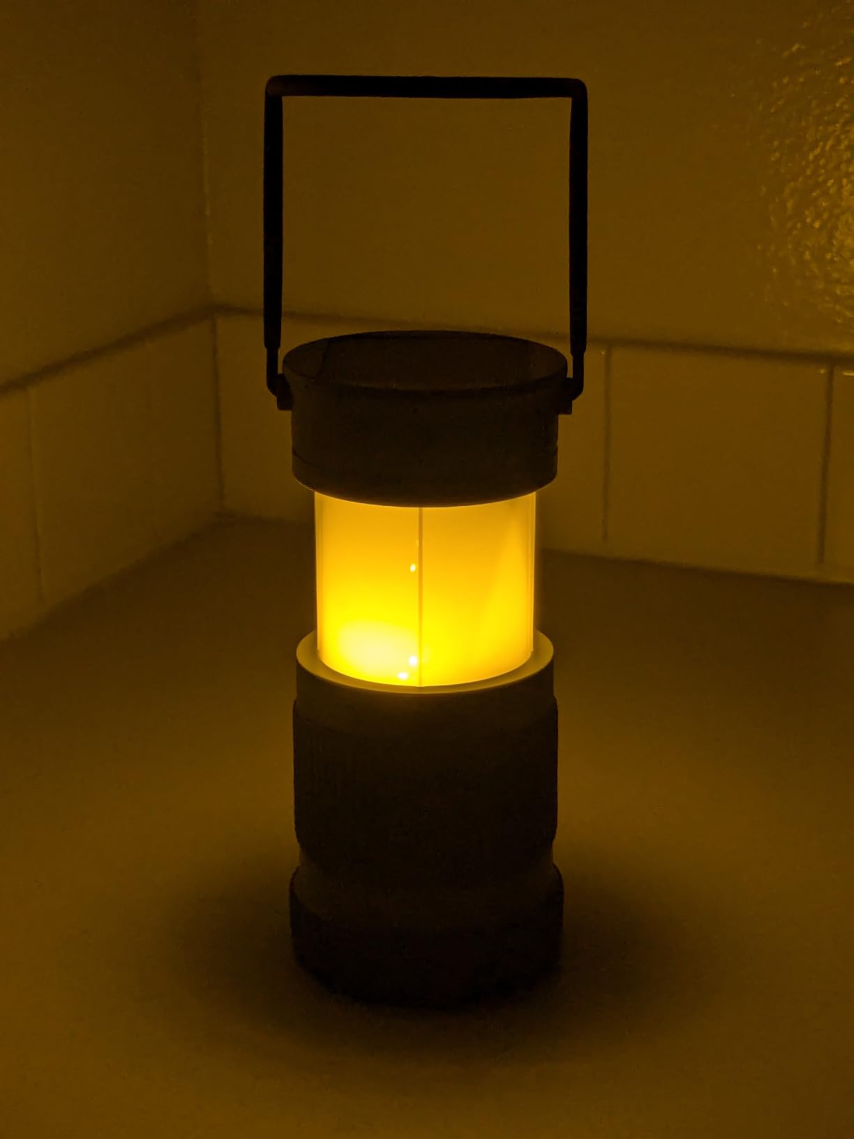 Energizer S-500 Hybrid Power Camping Lantern, Solar, Rechargeable, or AA Battery Powered, IPX4 Water Resistant Bright LED Lantern customer photo 2