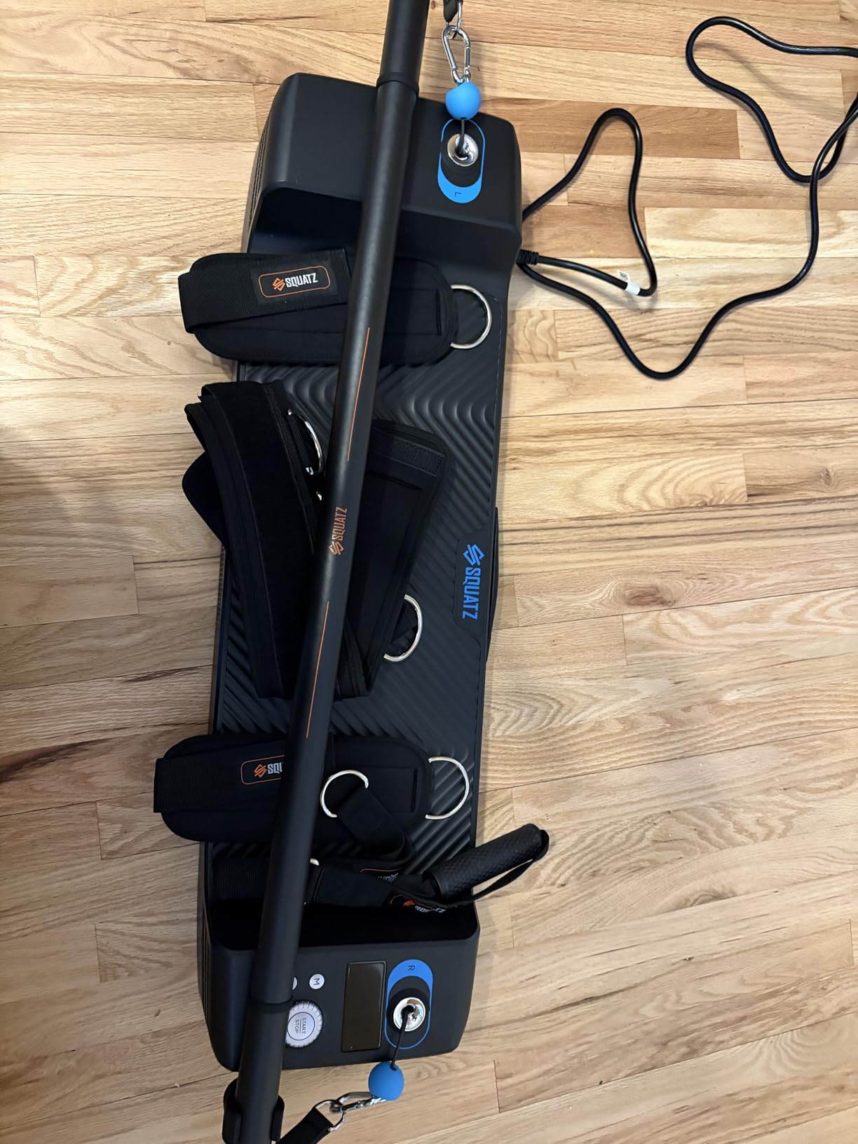 SQUATZ Apollo Board Mini: 150lb Resistance Smart Cable Machine, Functional Trainer for Full Body Workouts, Full Body Strength, Digital Home Gym Equipment with Free App includes Accessories customer photo 2